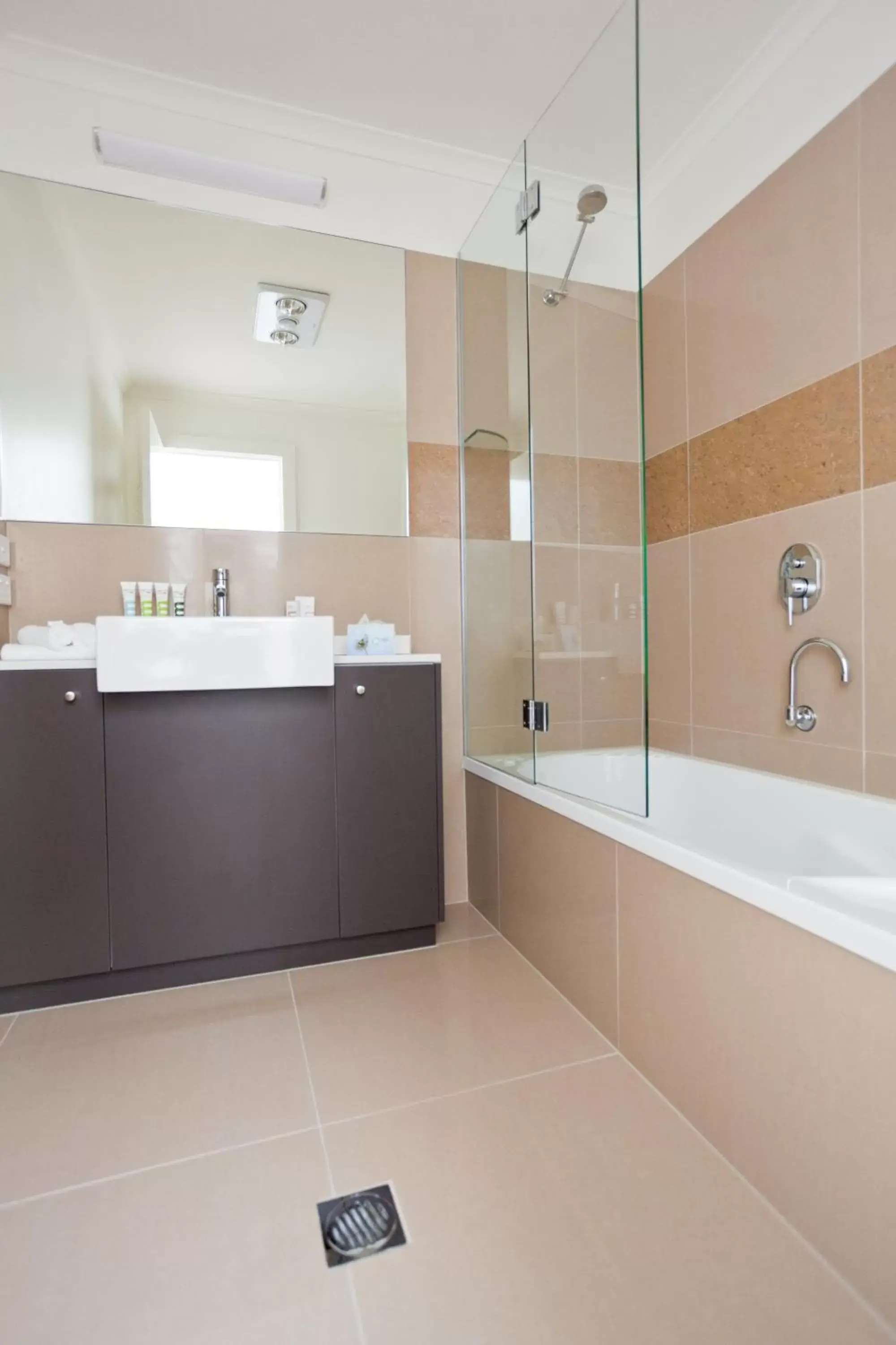 Two-Bedroom Townhouse in Bairnsdale International Two-Bedroom Townhouse in Bairnsdale International