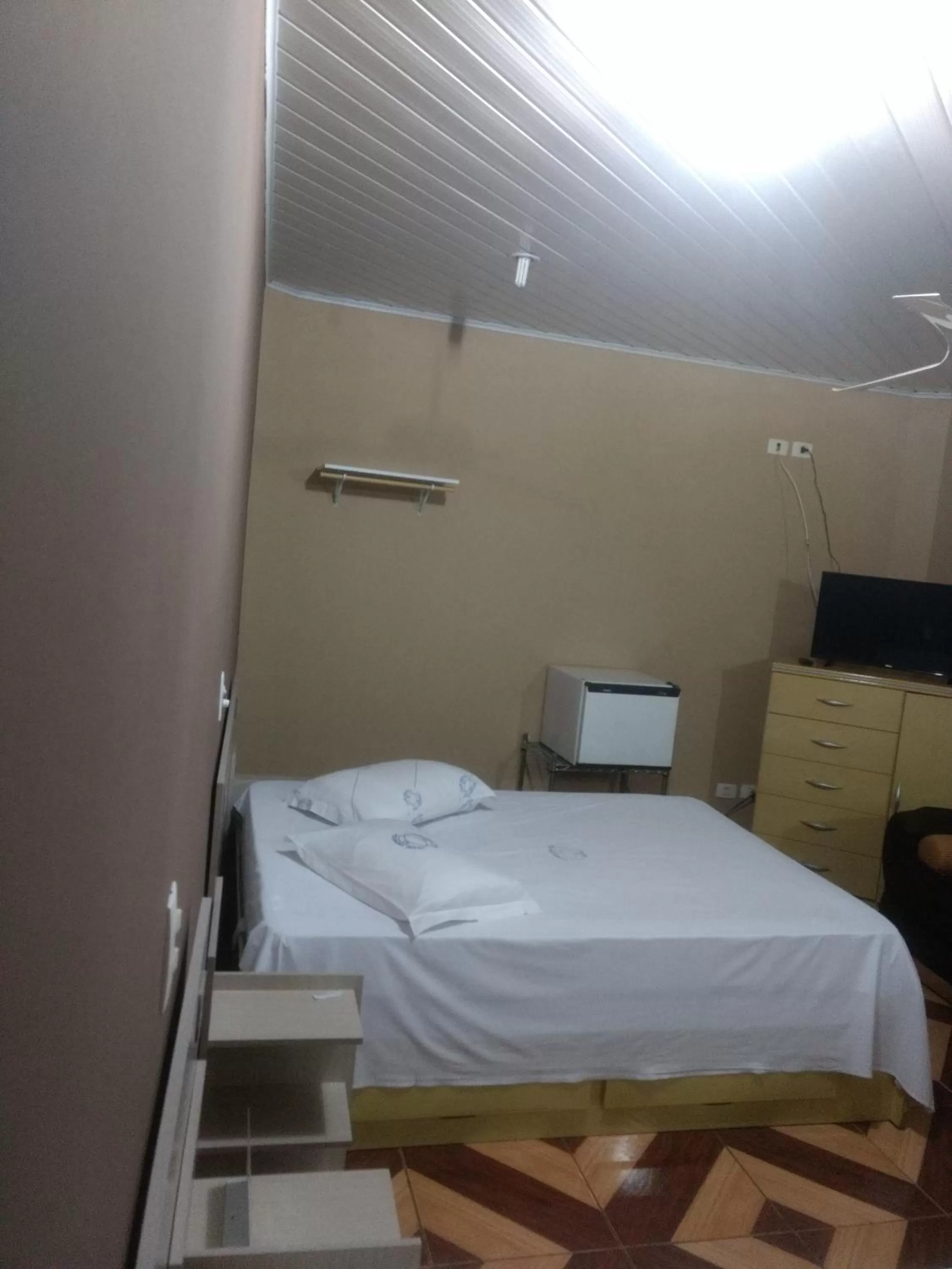 Bedroom, Bed in Cumbipar King Hotel