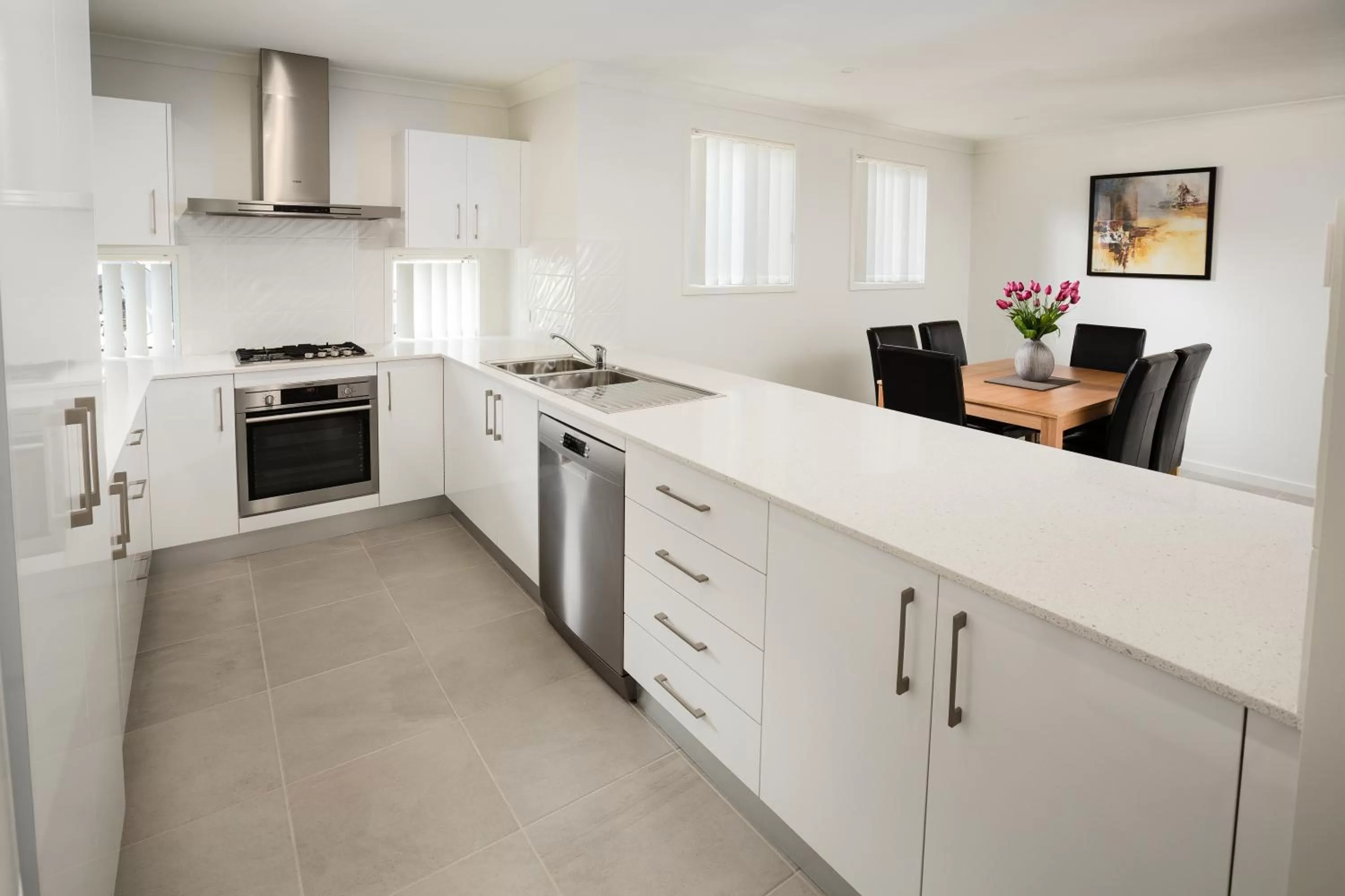 Kitchen or kitchenette in Wallsend Executive Apartments