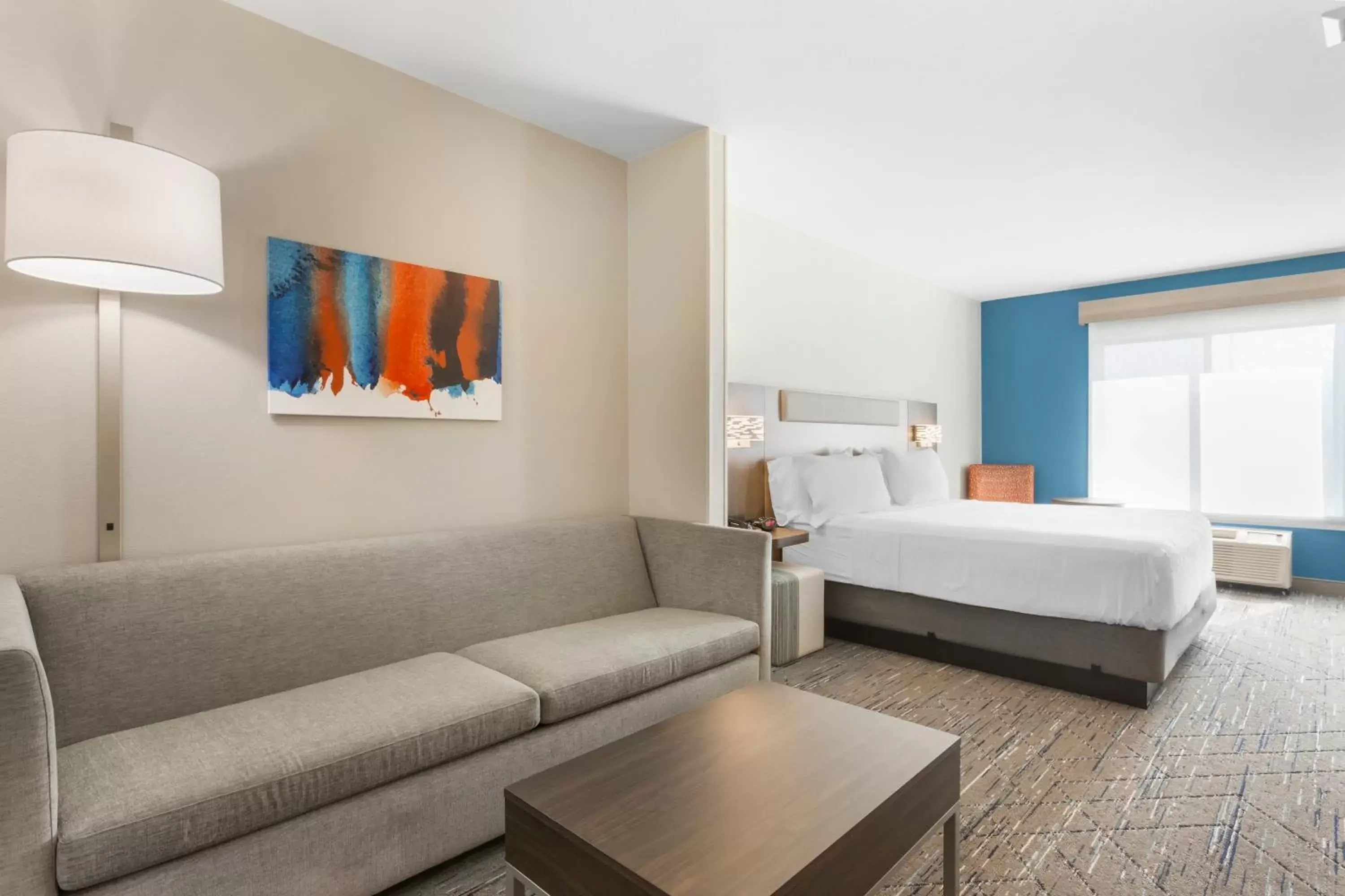 Queen Suite with Two Queen Beds and Sofa Bed in Holiday Inn Express Belgrade-Bozeman Area by IHG Queen Suite with Two Queen Beds and Sofa Bed in Holiday Inn Express Belgrade-Bozeman Area by IHG