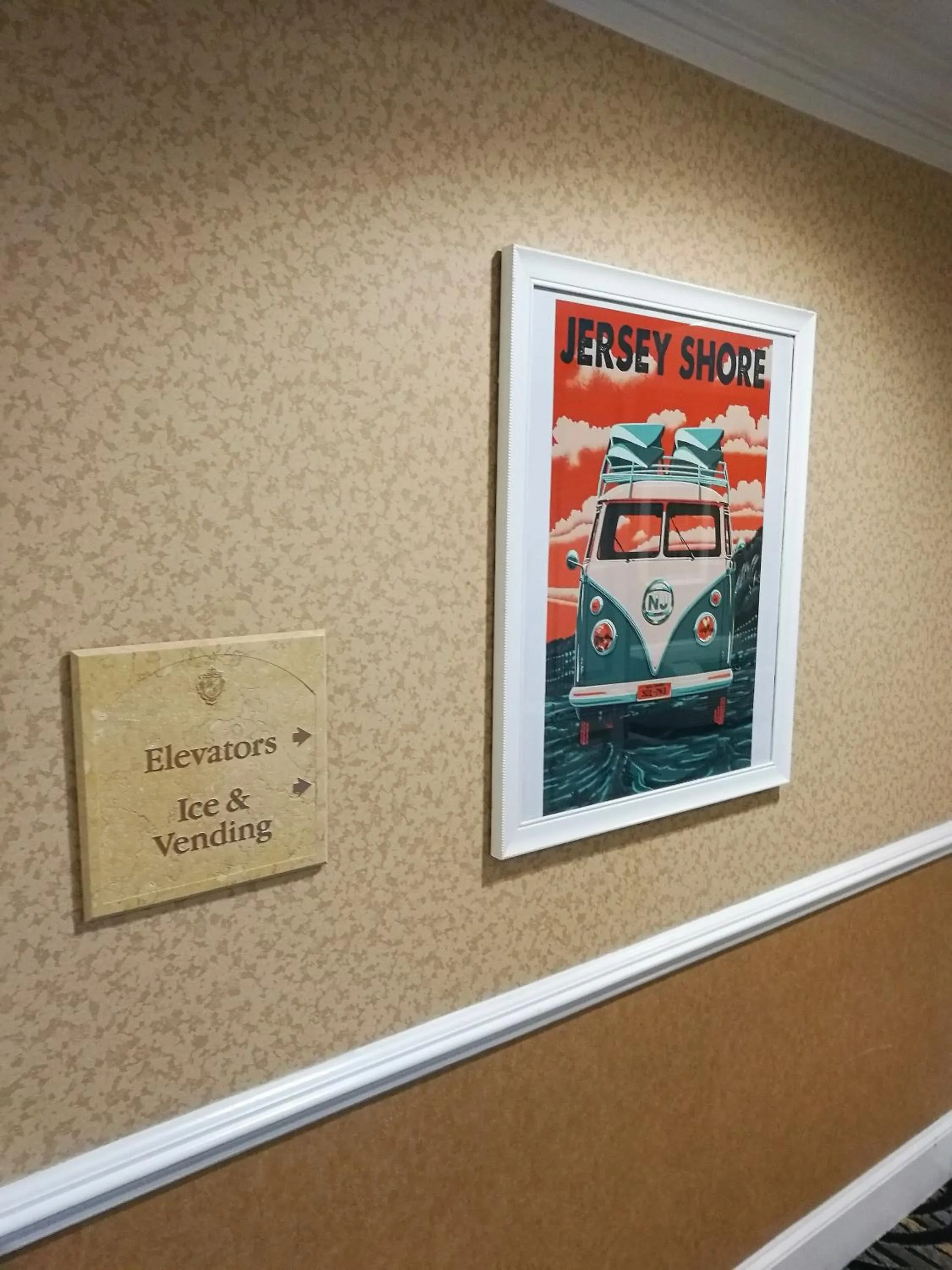 Area and facilities in The Wilshire Grand Hotel