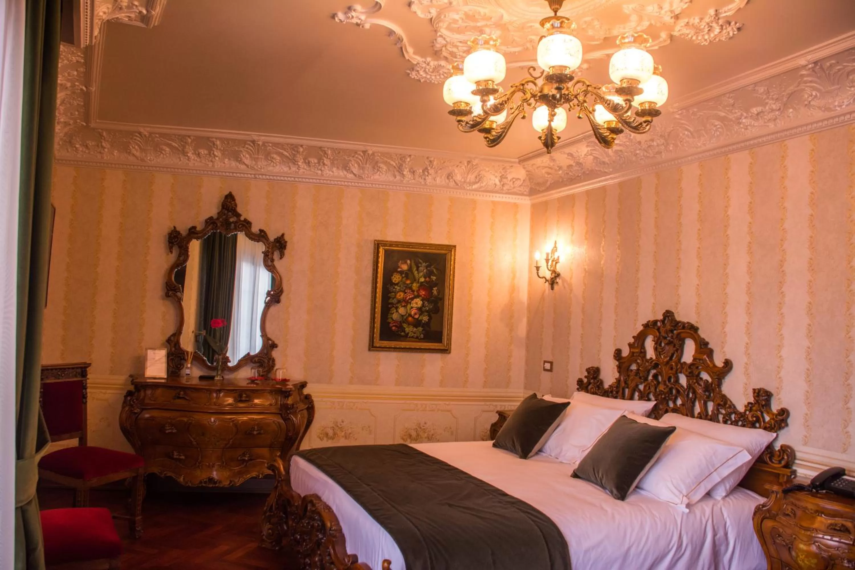 Bed in Hotel Epidamn Boutique & Spa