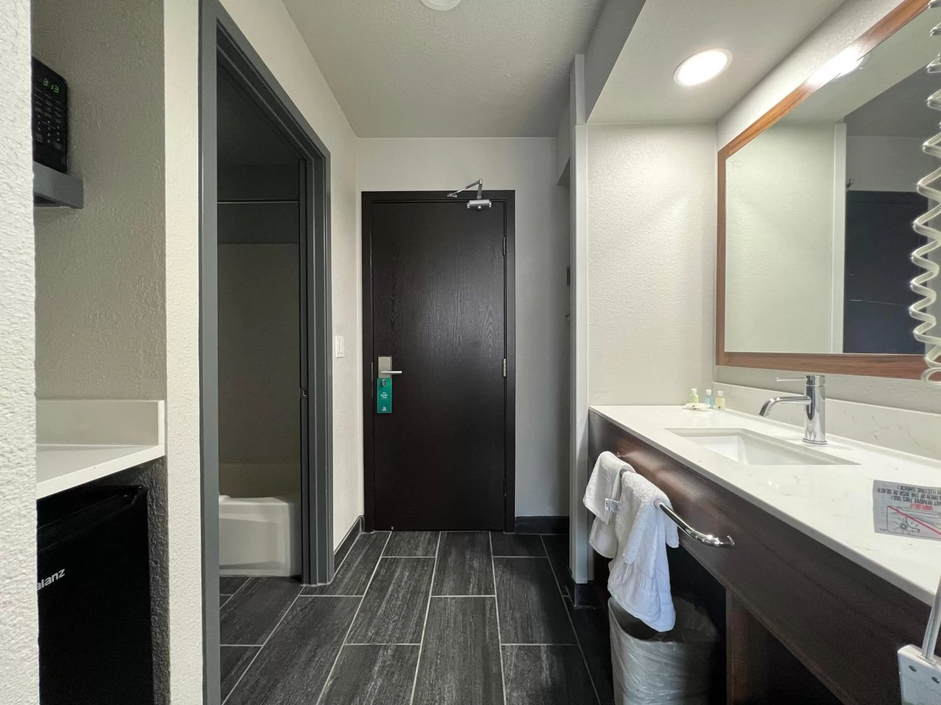 Bathroom in Quality Inn Portland Airport PDX