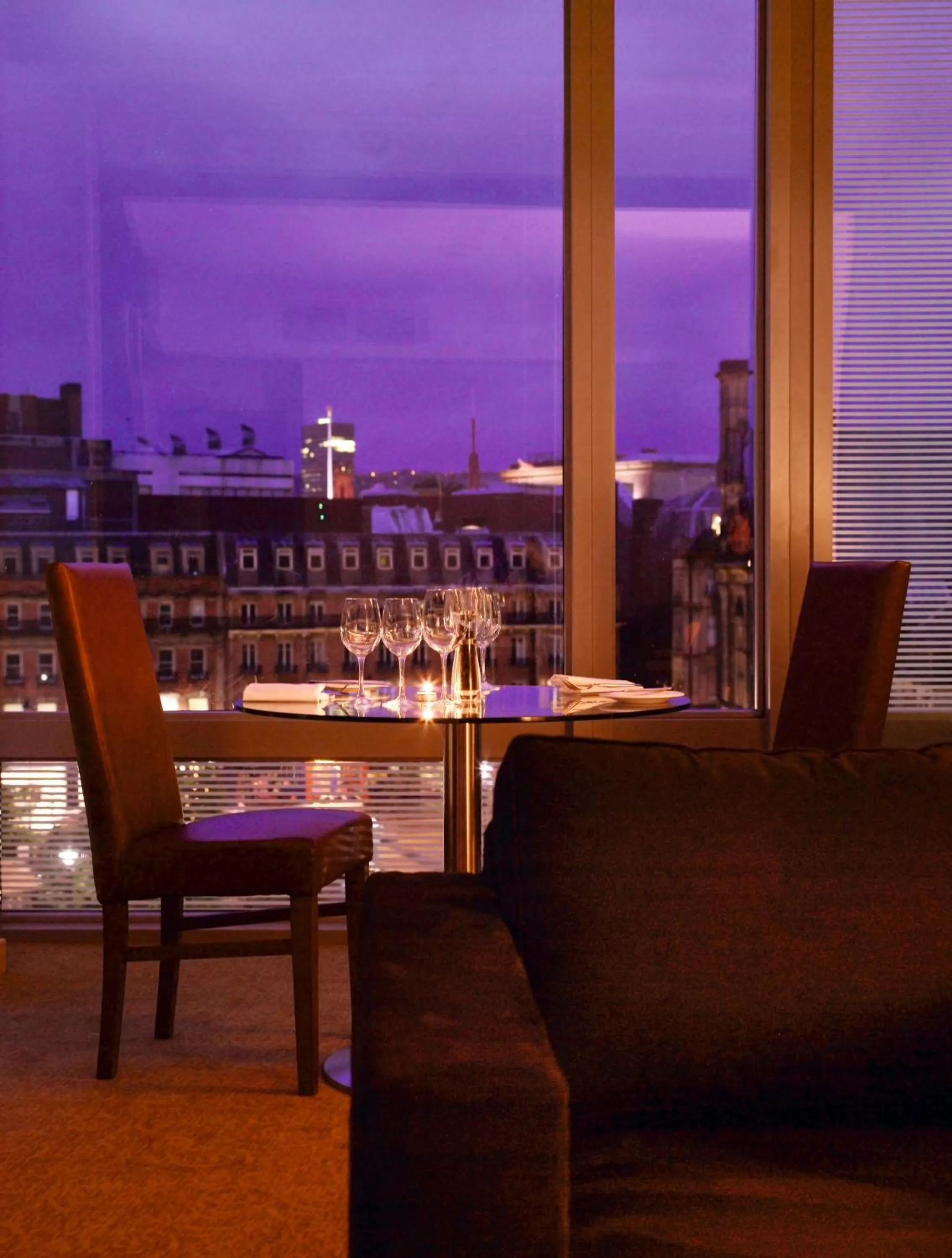 Restaurant/places to eat in Mercure Sheffield St Paul's Hotel & Spa