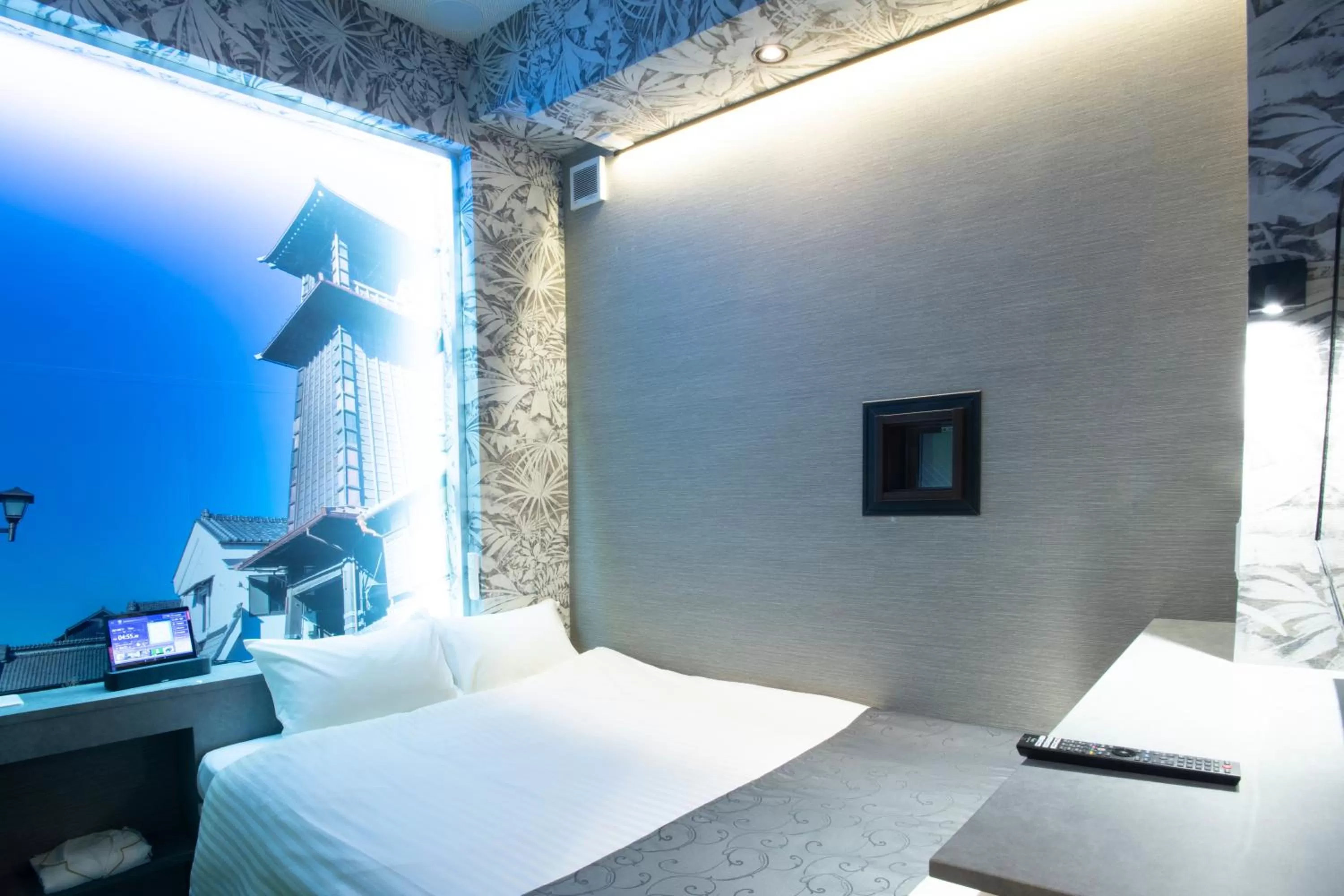 Photo of the whole room, Bed in Pinpon Hotel Hiroshima