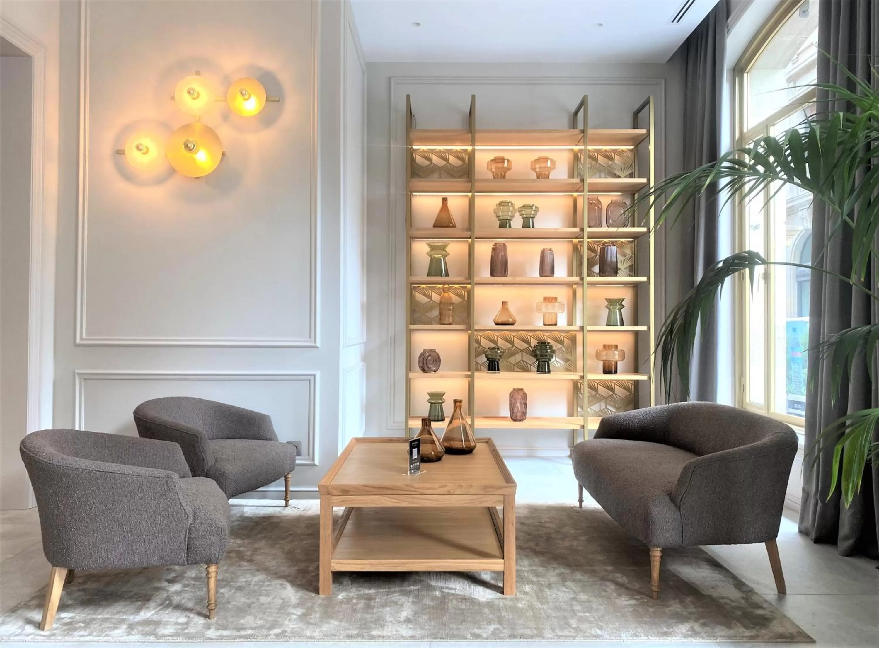 Property building, Seating Area in Colón Hotel Barcelona