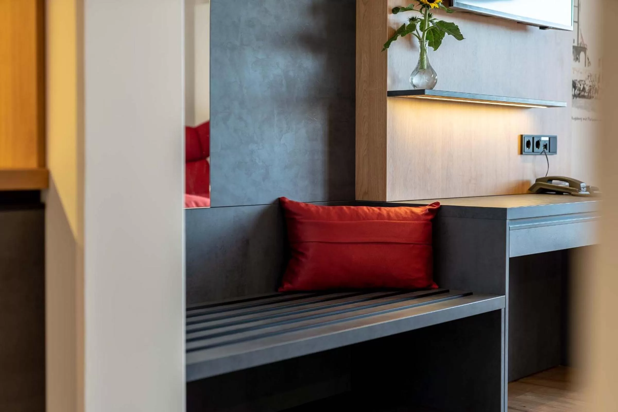 Living room in Augsburg Hotel Sonnenhof