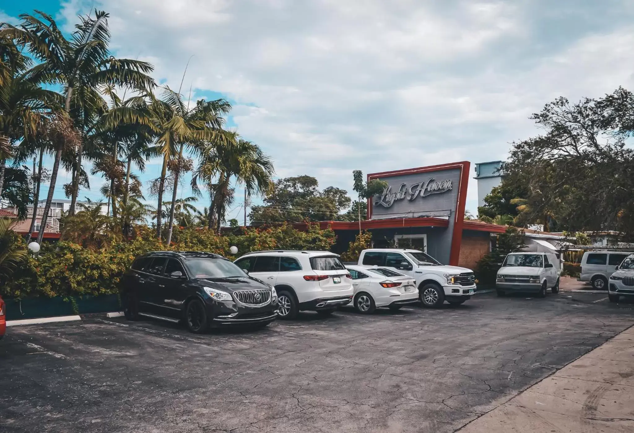 Hollywood Light Haven Lodge Hollywood Light Haven Lodge