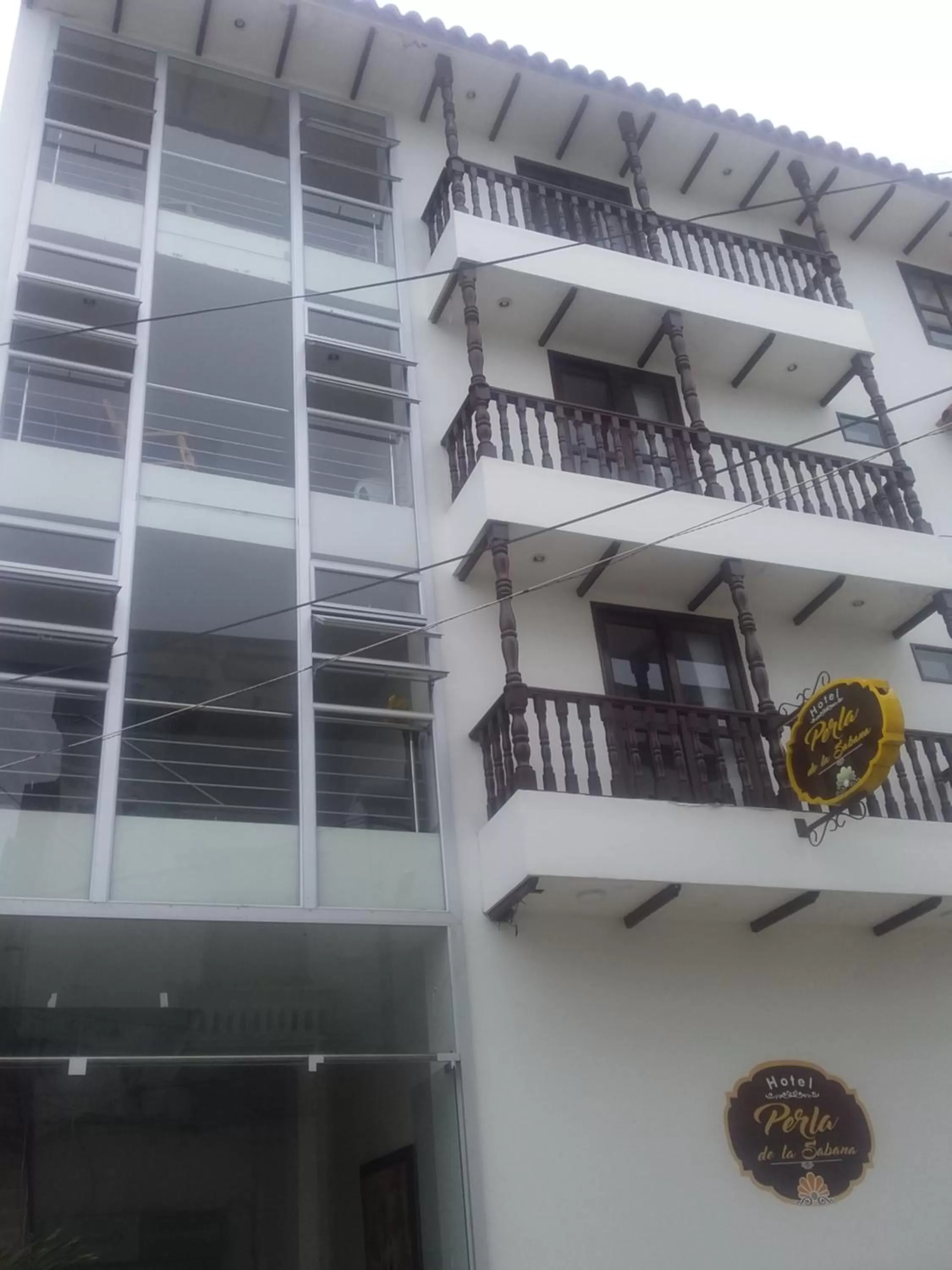 Property building in Perla De La Sabana