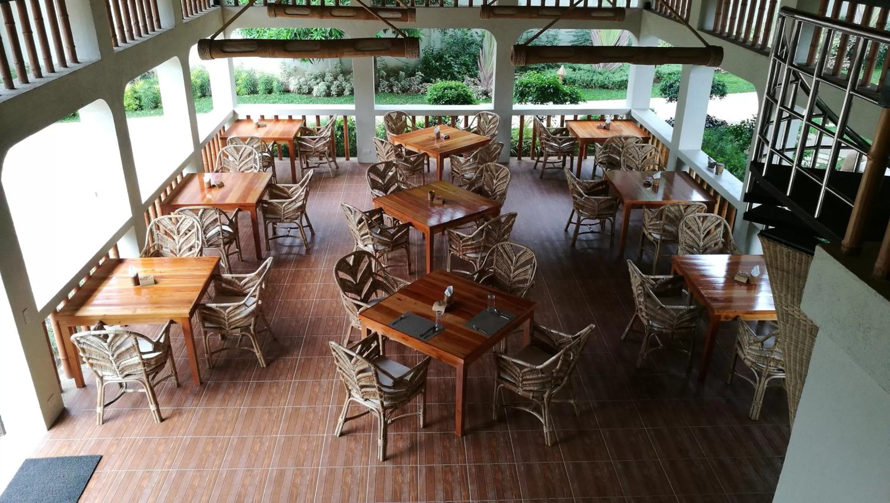 Restaurant/places to eat in Munting Paraiso