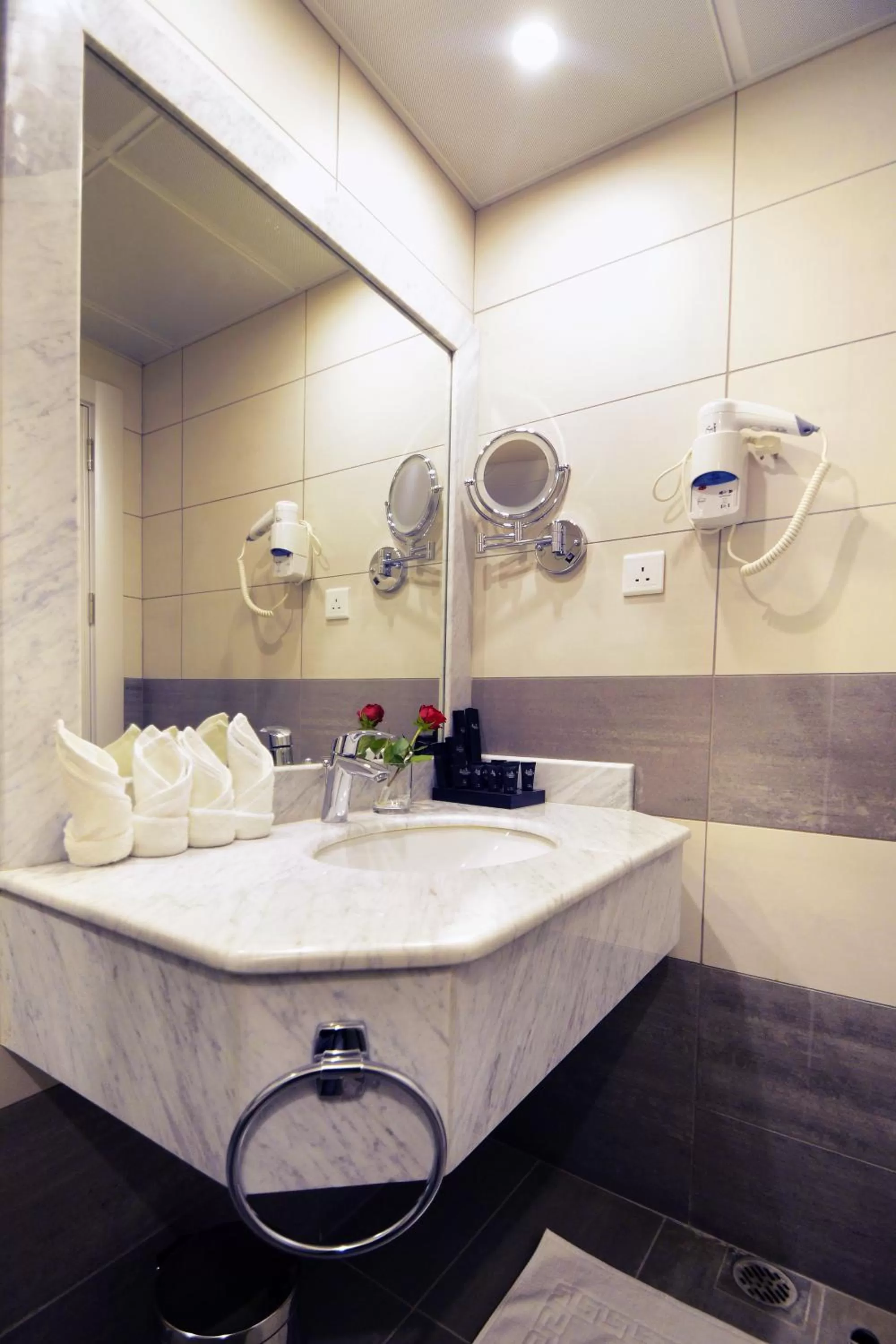 Bathroom in Le Bosphorus Al Madinah