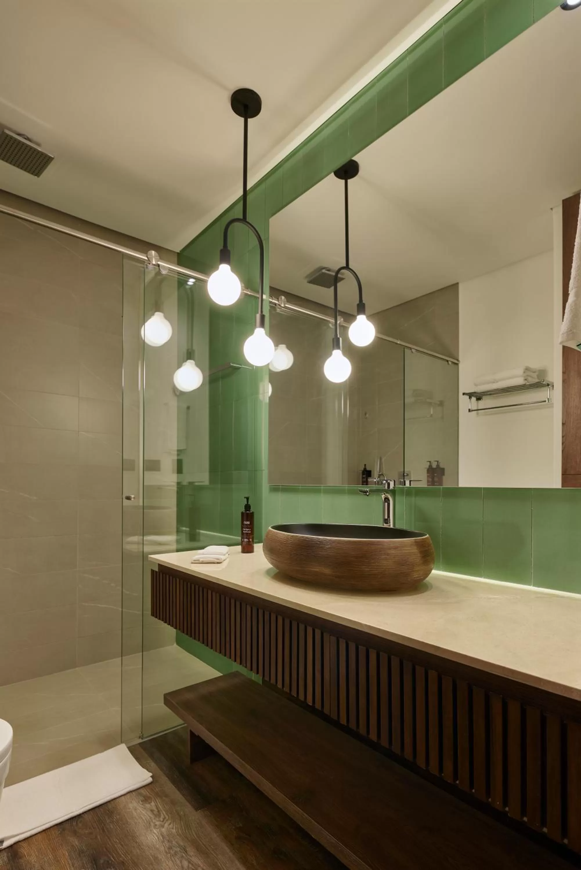 Shower in Blues Suites Medellín