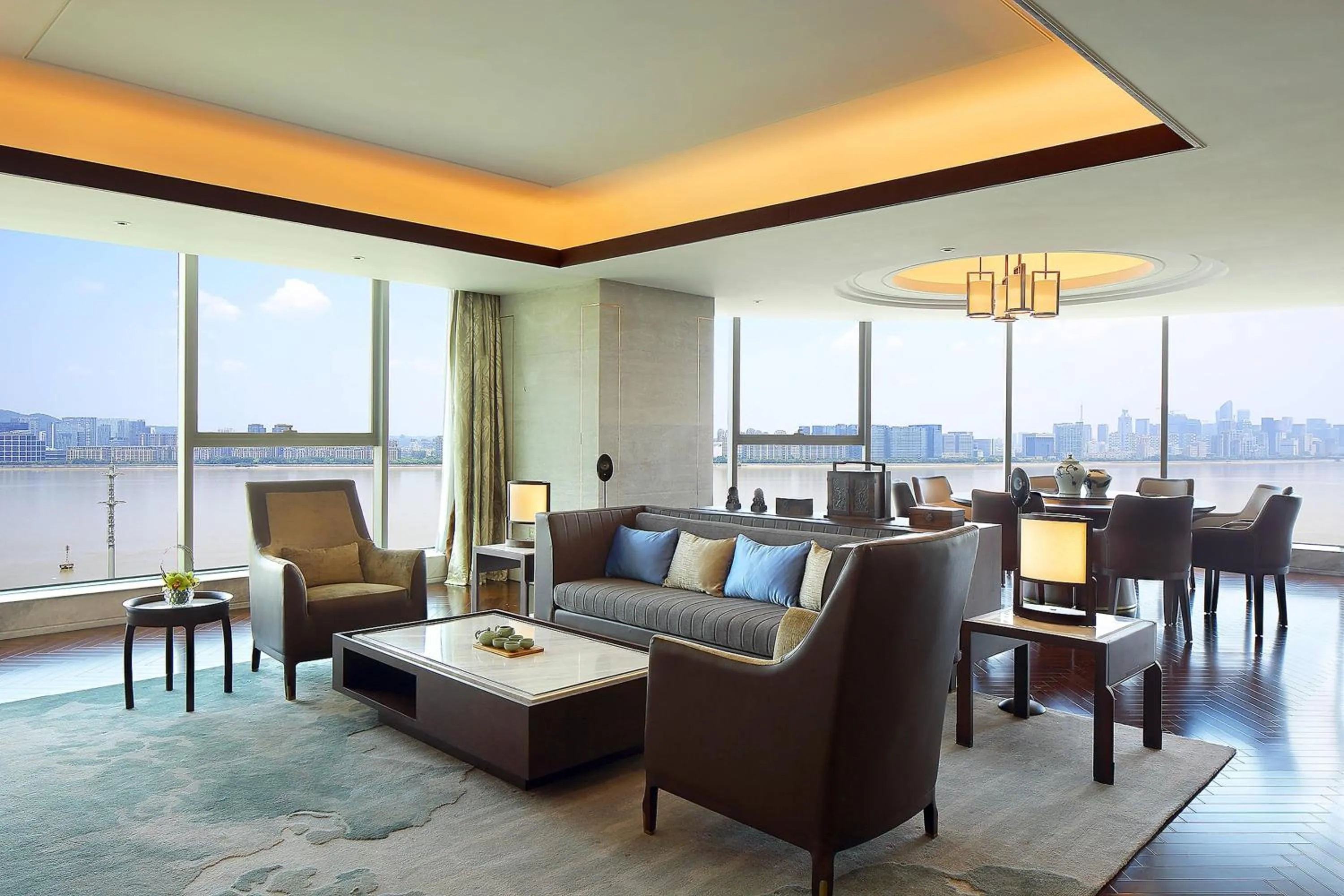 Living room in Sheraton Grand Hangzhou Binjiang Hotel