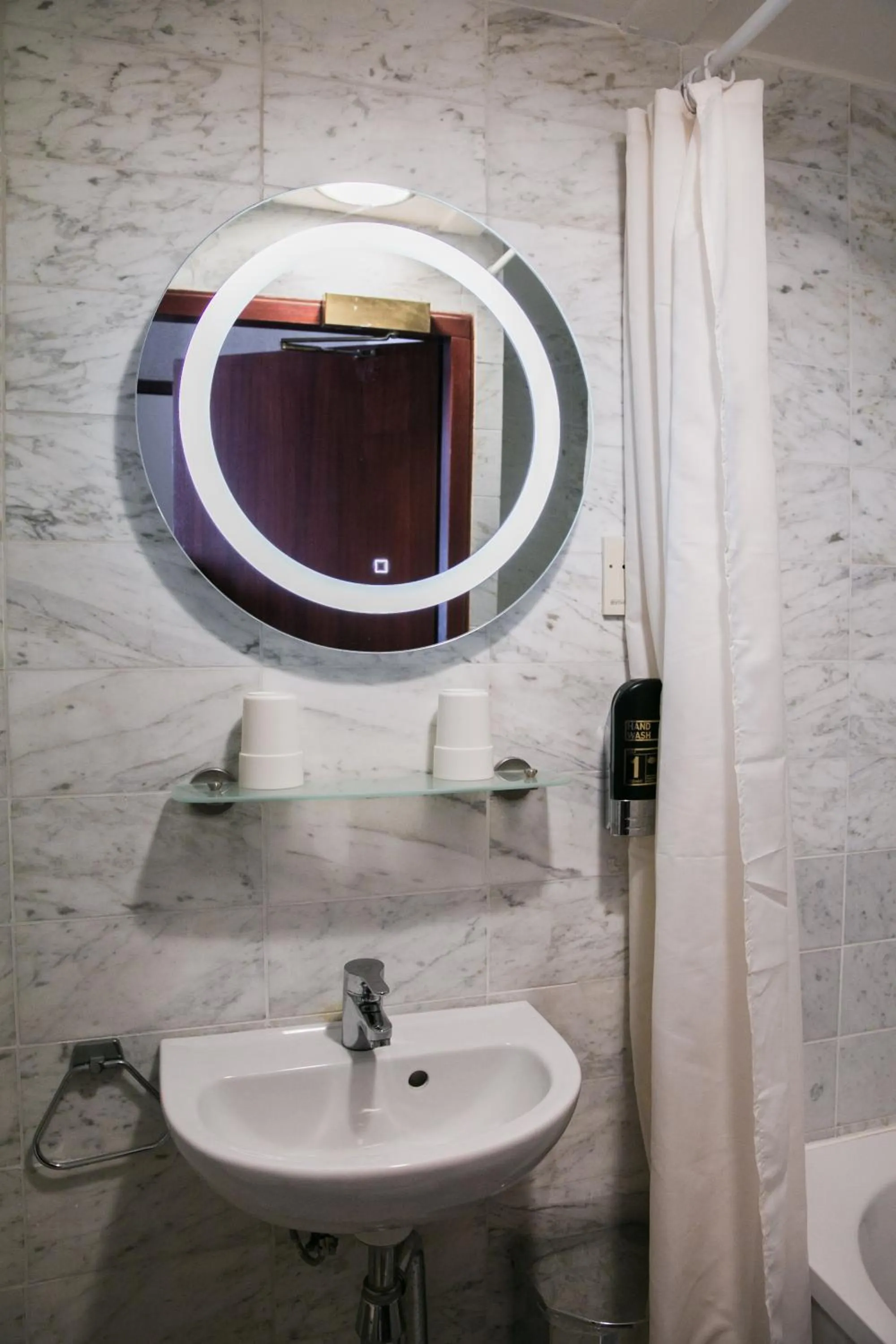 Bathroom in Hotel Atlanta