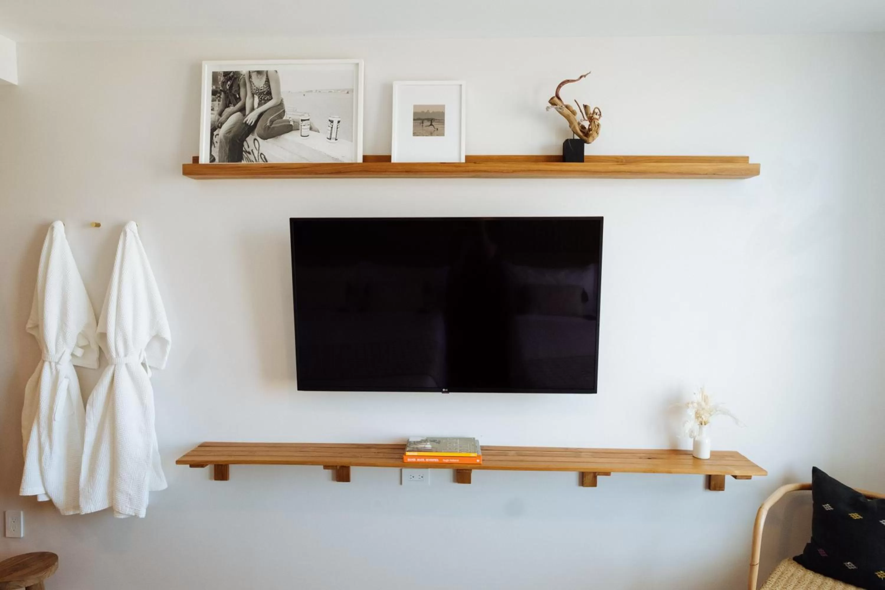 TV and multimedia in The Rockaway Hotel