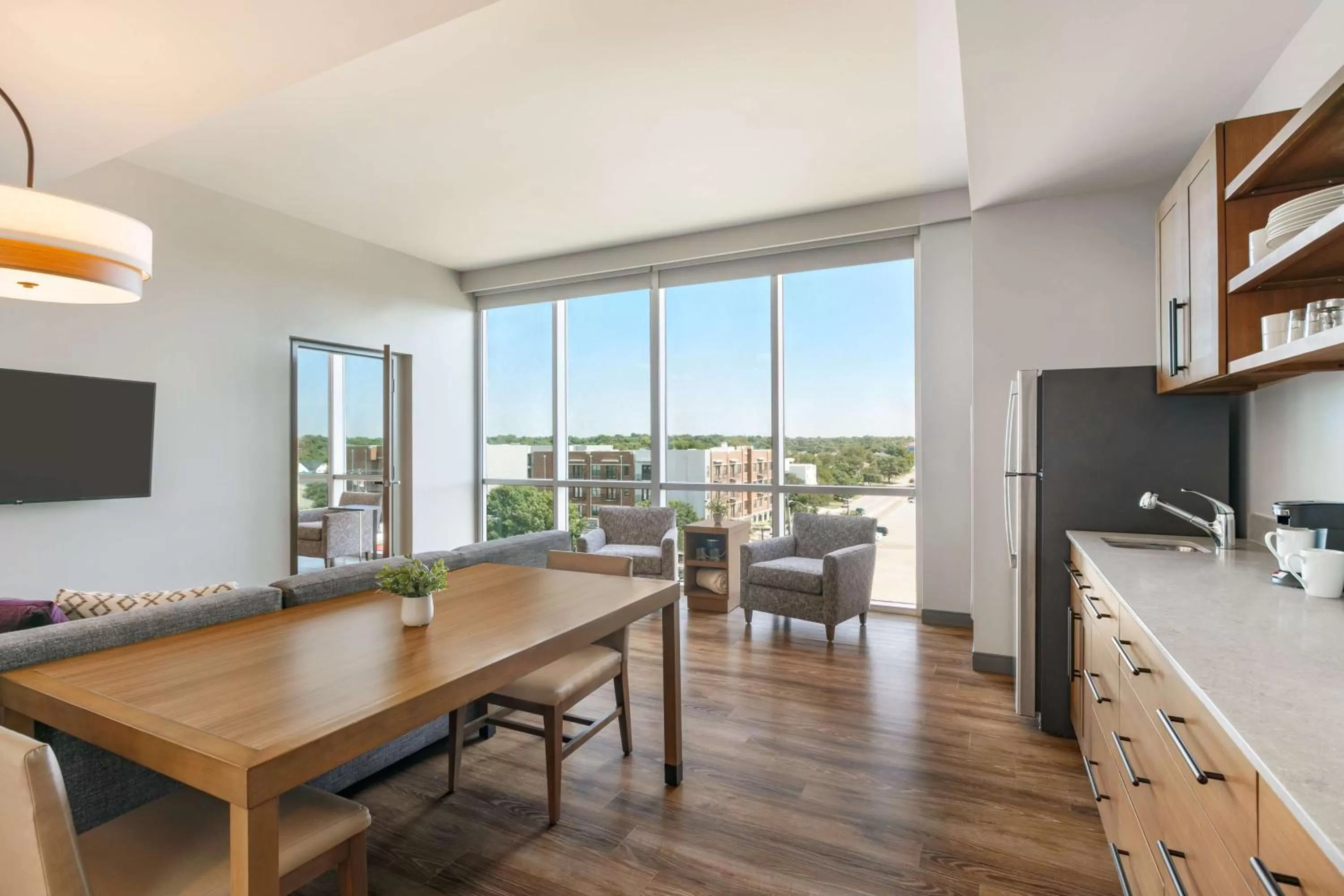 Photo of the whole room in Hyatt Place Fort Worth/TCU