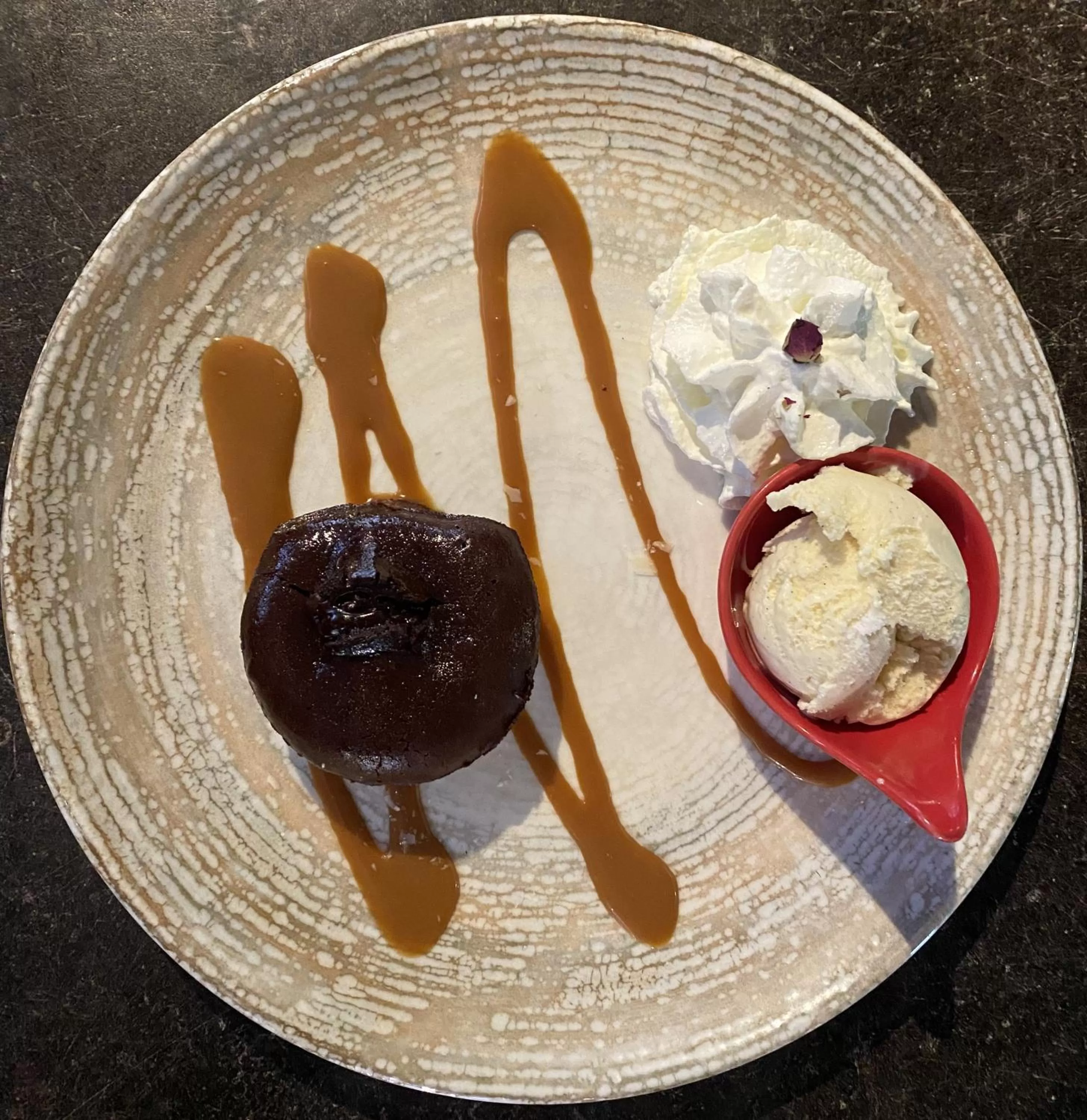 Restaurant/places to eat in Logis Central Hôtel - Restaurant & Spa