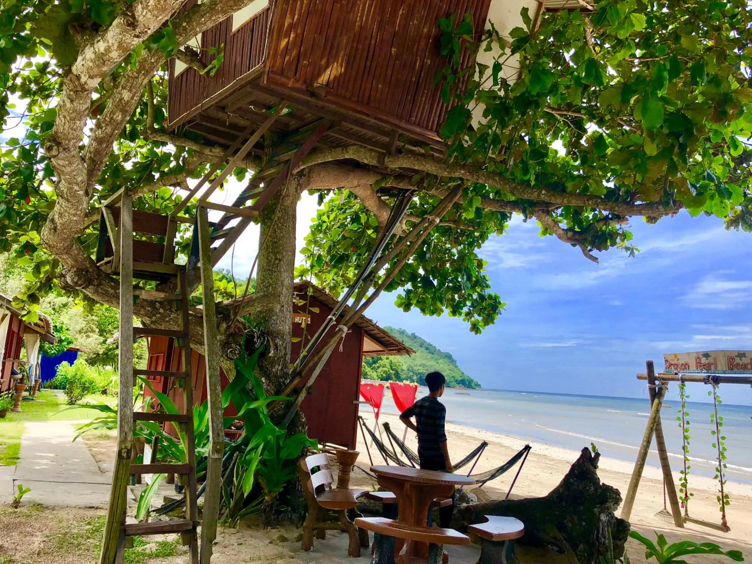 Dragon Pearl Beach Resort