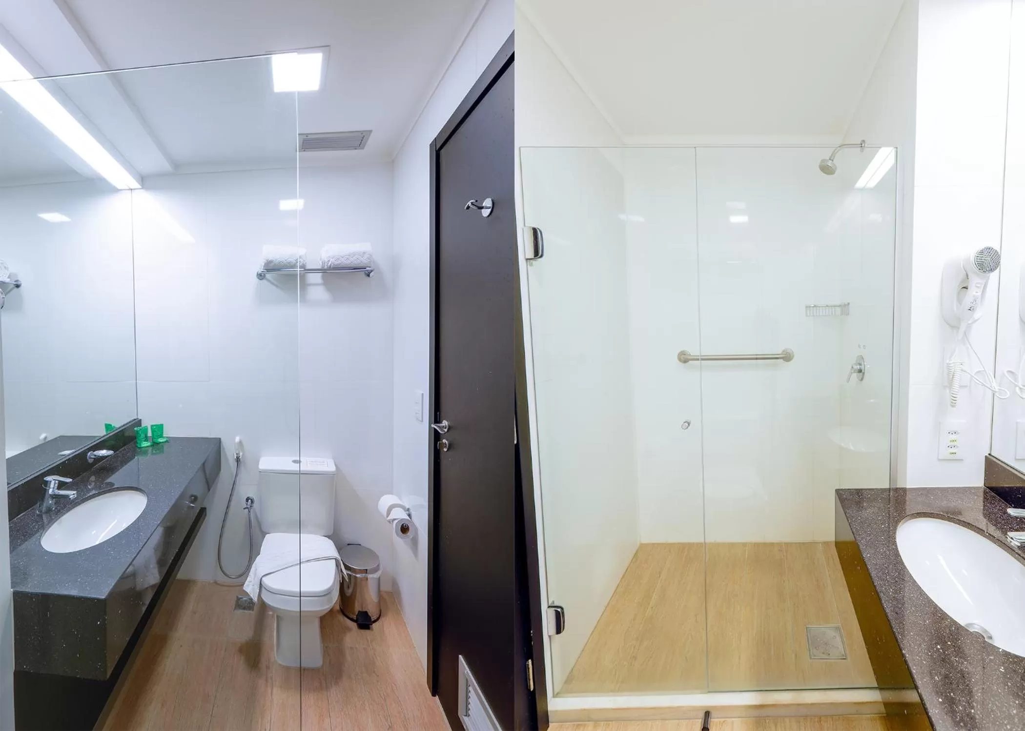 Shower in ibis Styles Confins Aeroporto