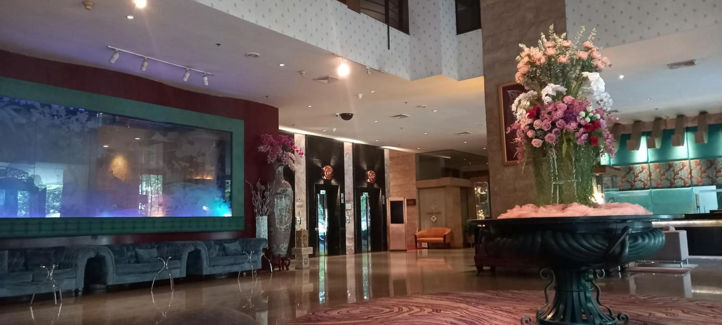 Lobby or reception in The Four Wings Hotel Bangkok