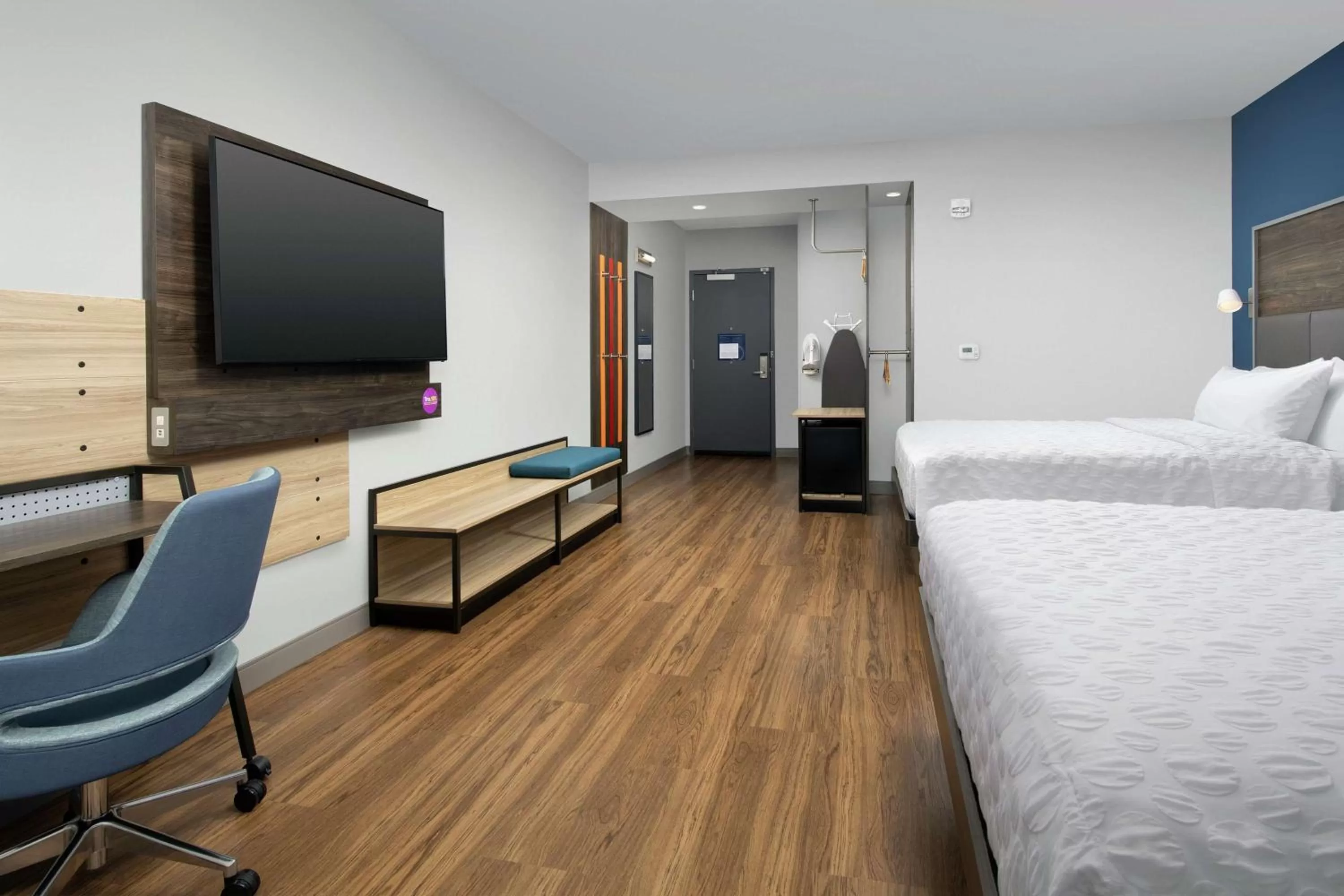 Bedroom, Bed in Tru By Hilton Orangeburg