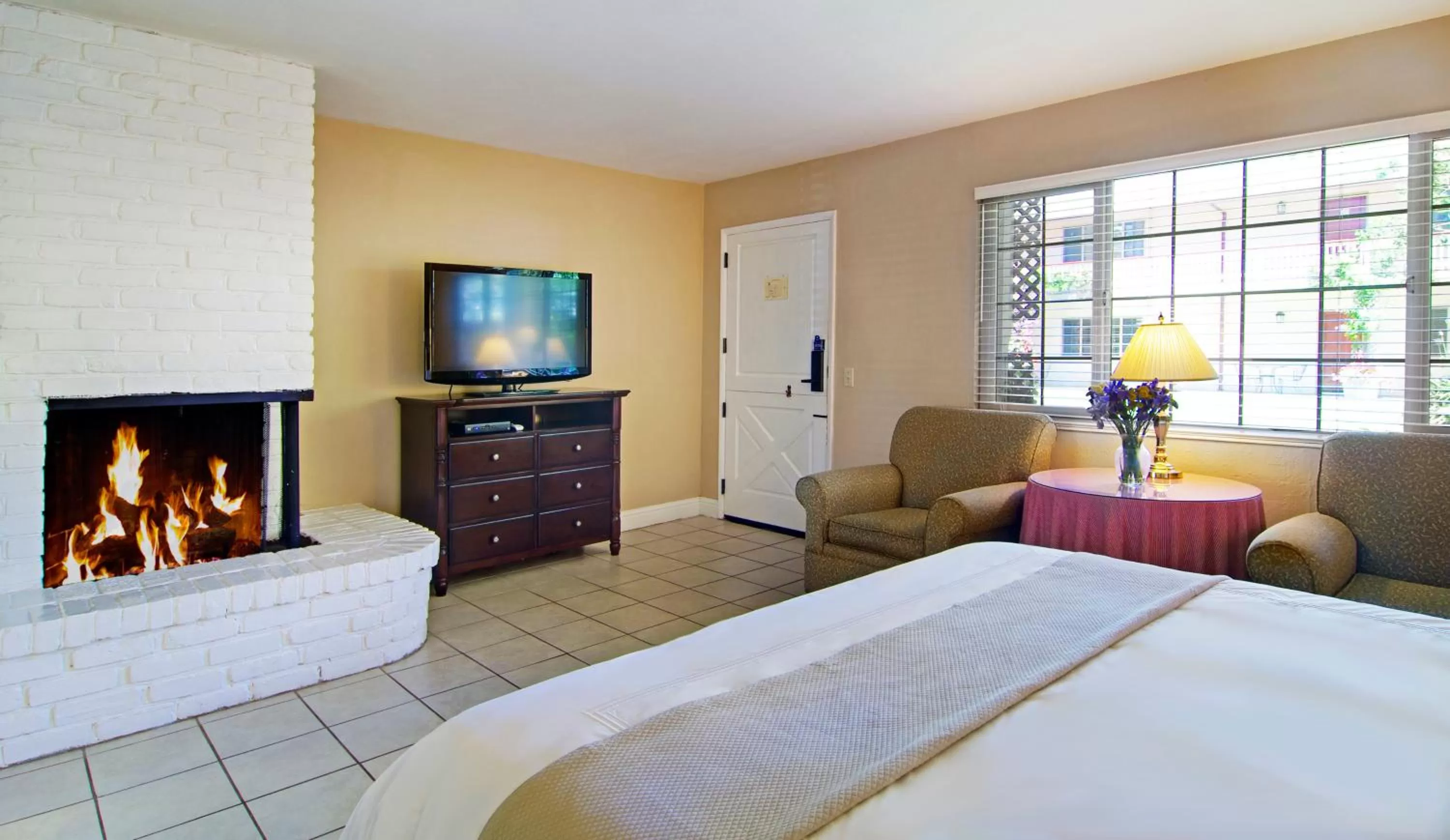 Seating area in Svendsgaard's Inn