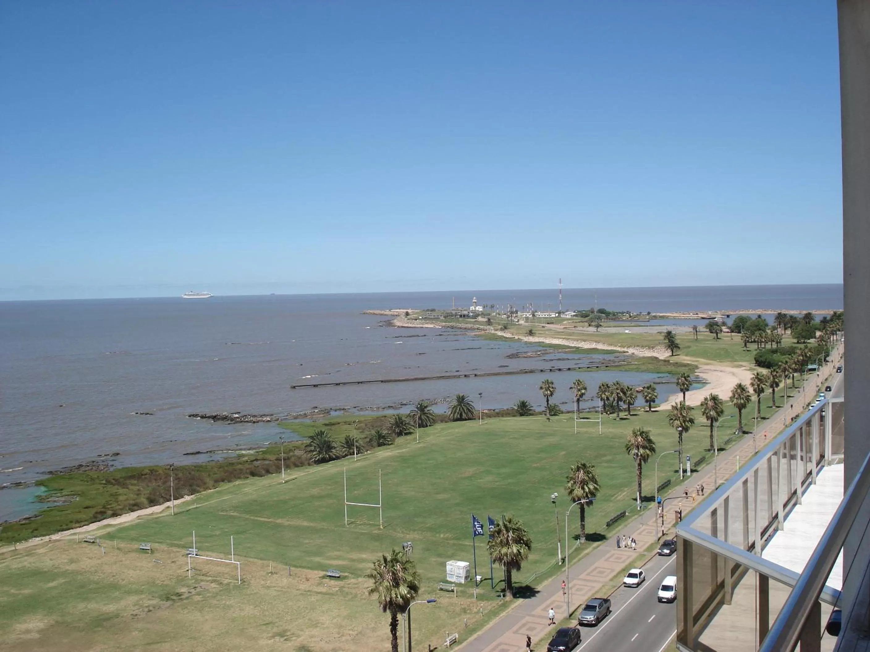 River view in Mercure Montevideo Punta Carretas