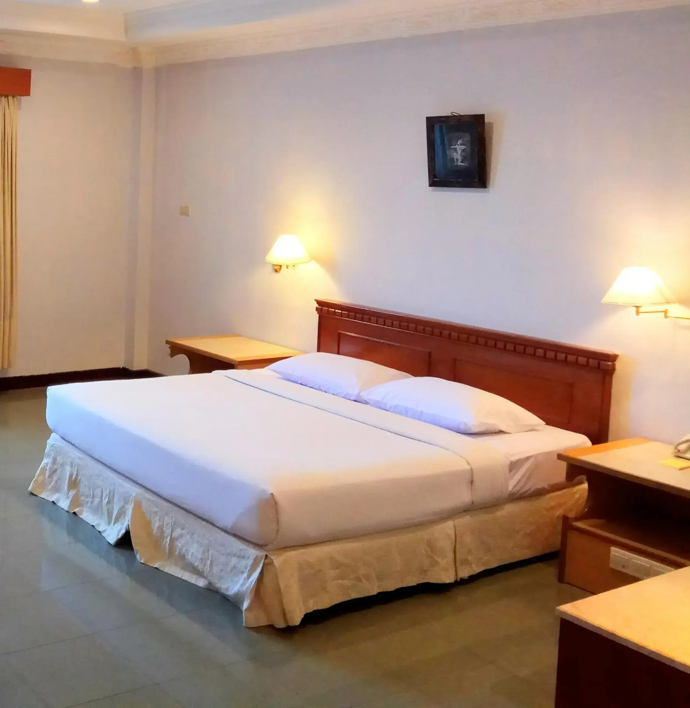 Superior King Room in Hotel Kini Pontianak Superior King Room in Hotel Kini Pontianak