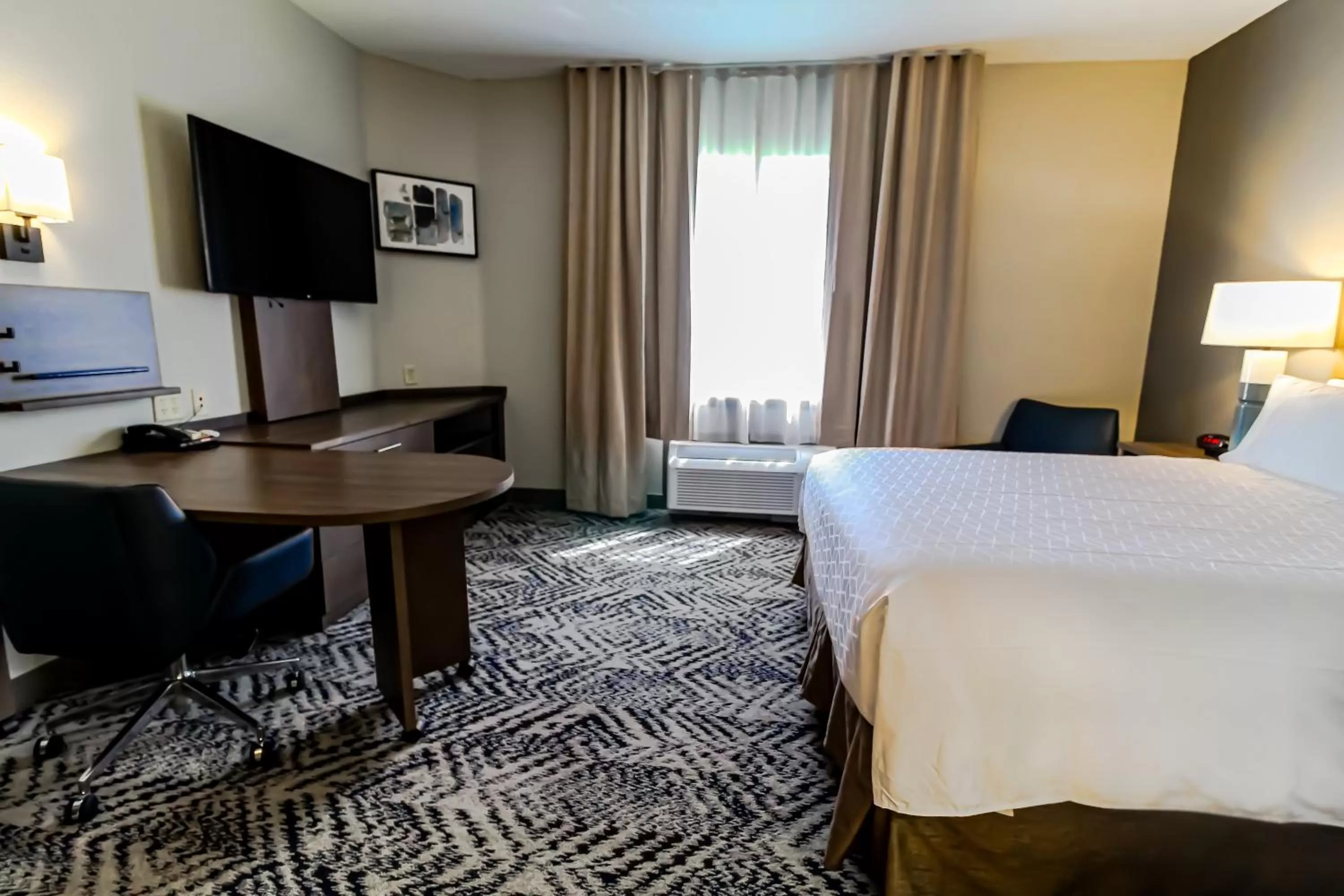 Photo of the whole room, Bed in Candlewood Suites Melbourne/Viera by IHG