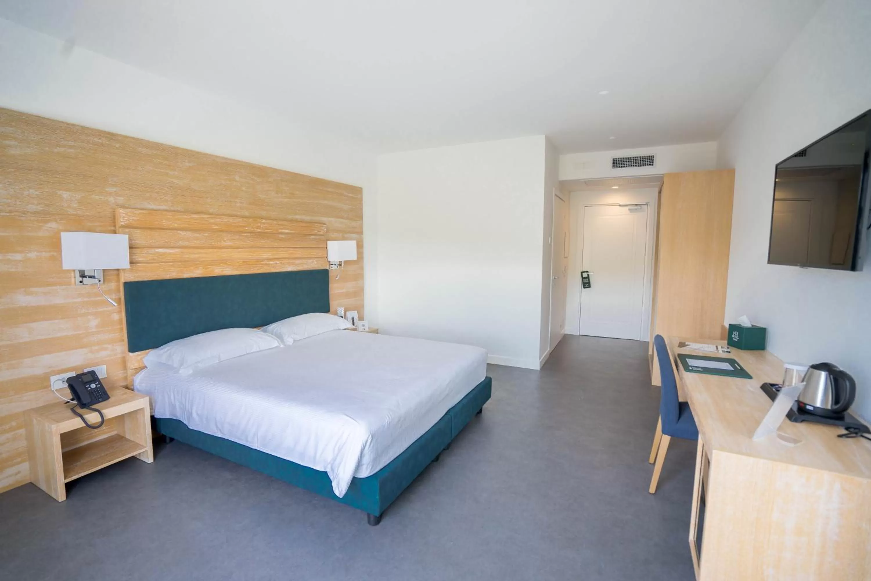 Bedroom, Bed in PM Hotel