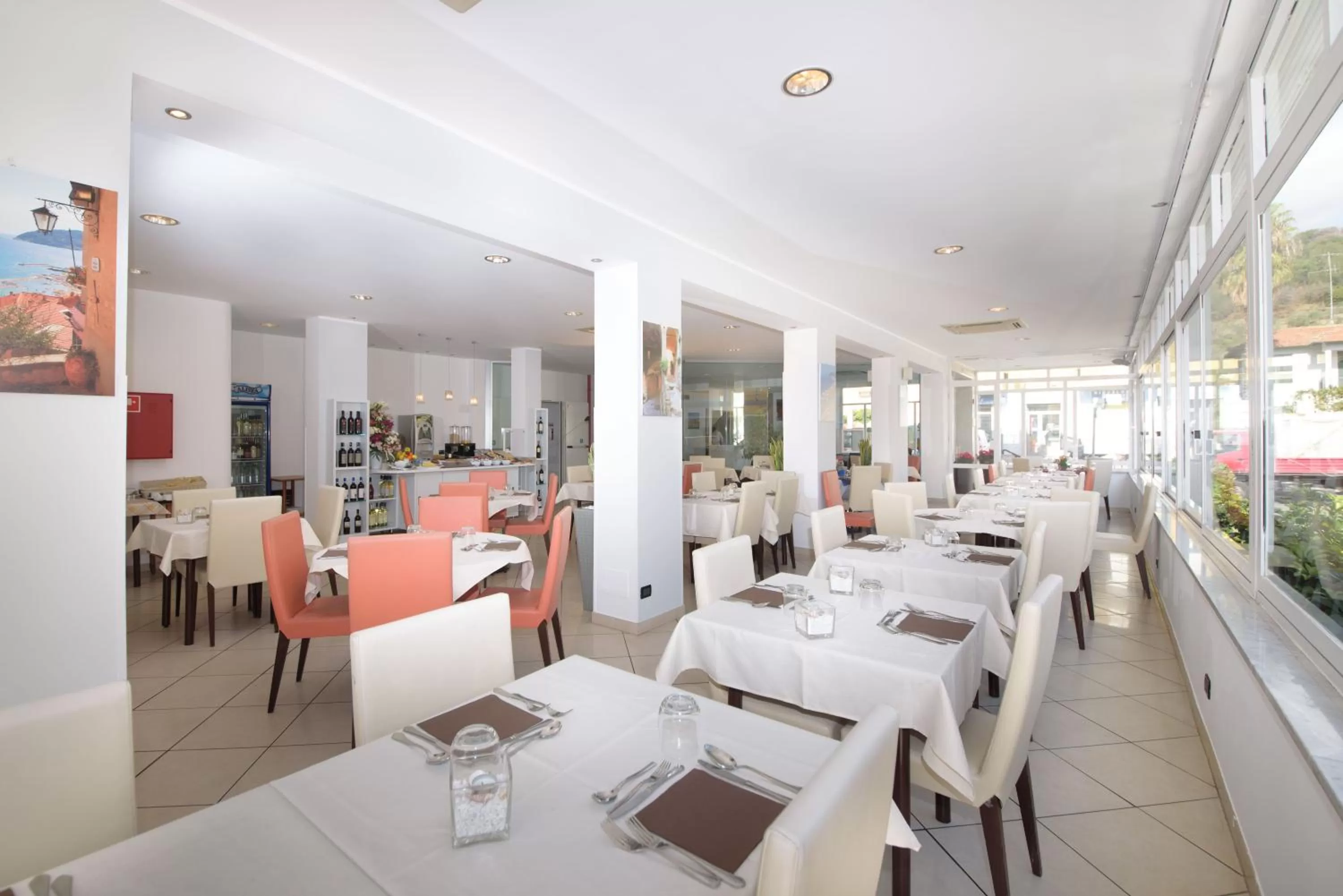 Restaurant/places to eat in Hotel Ristorante La Marina Mhotelsgroup