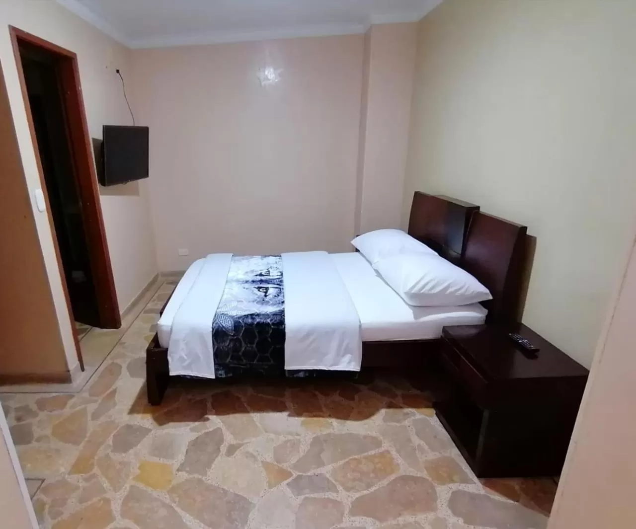 Photo of the whole room, Bed in HOTEL GOLDEN SUITE