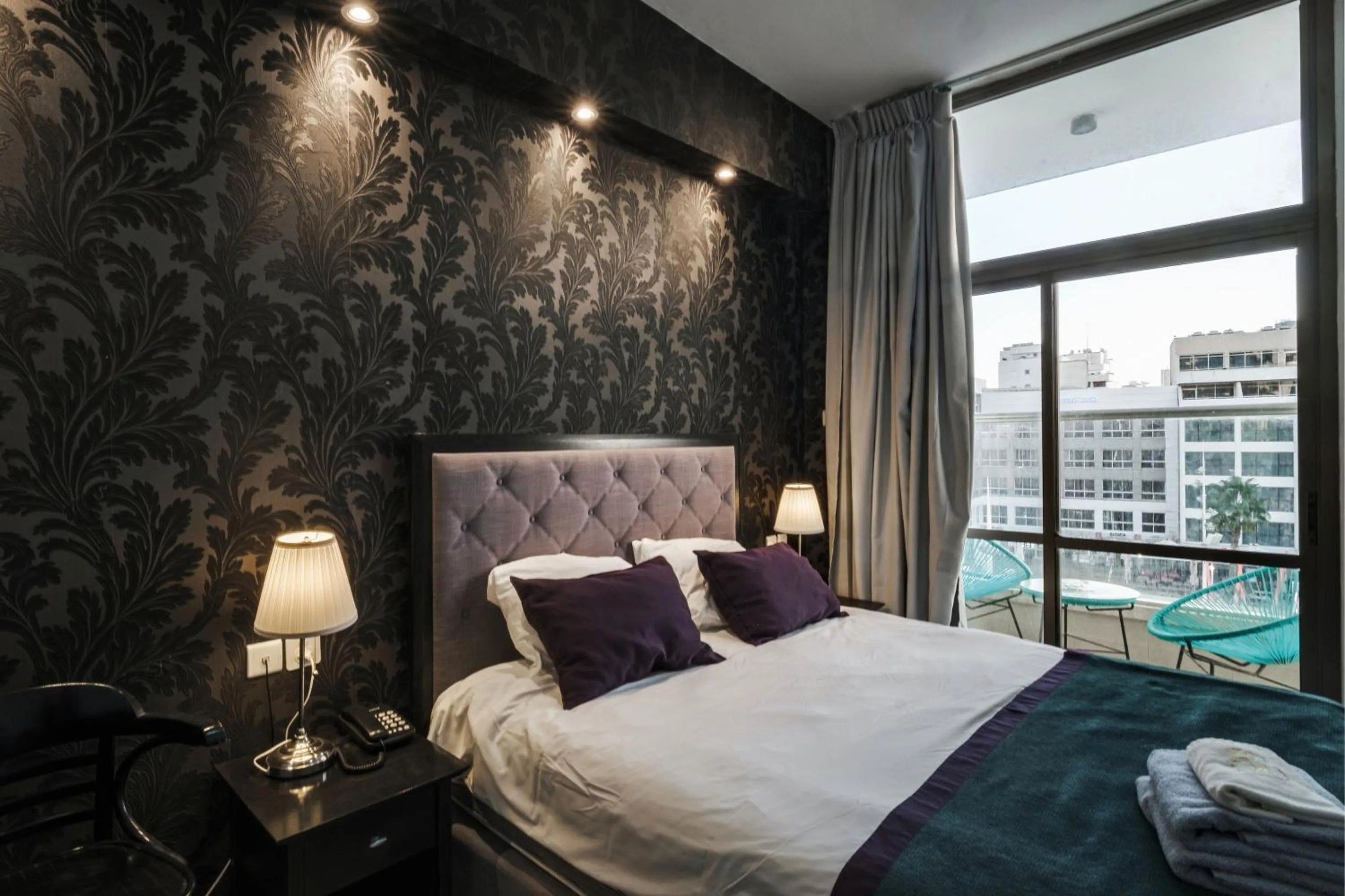 Balcony/Terrace, Bed in Kikar Boutique Hotel