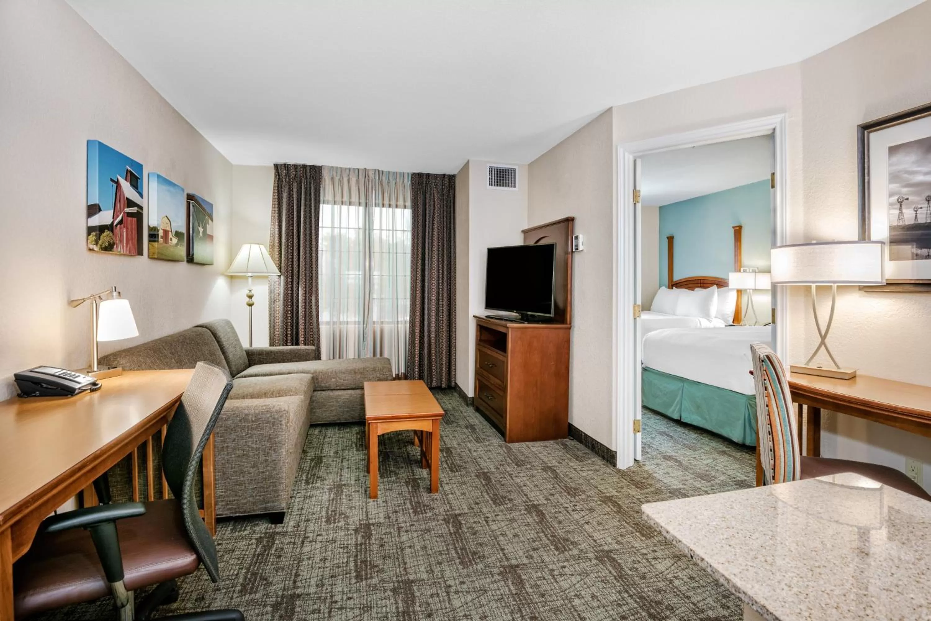 Photo of the whole room, Bed in Staybridge Suites Austin Round Rock by IHG