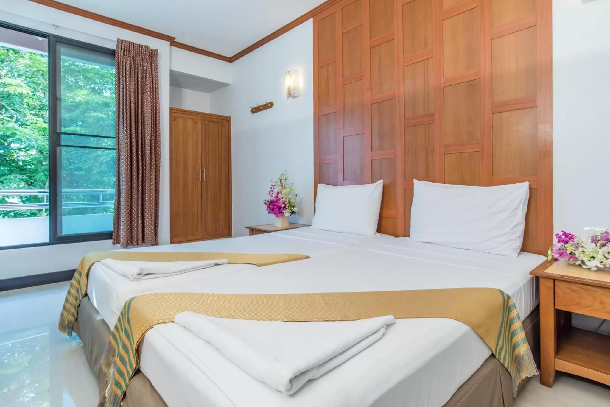 Bedroom, Bed in New Siam II