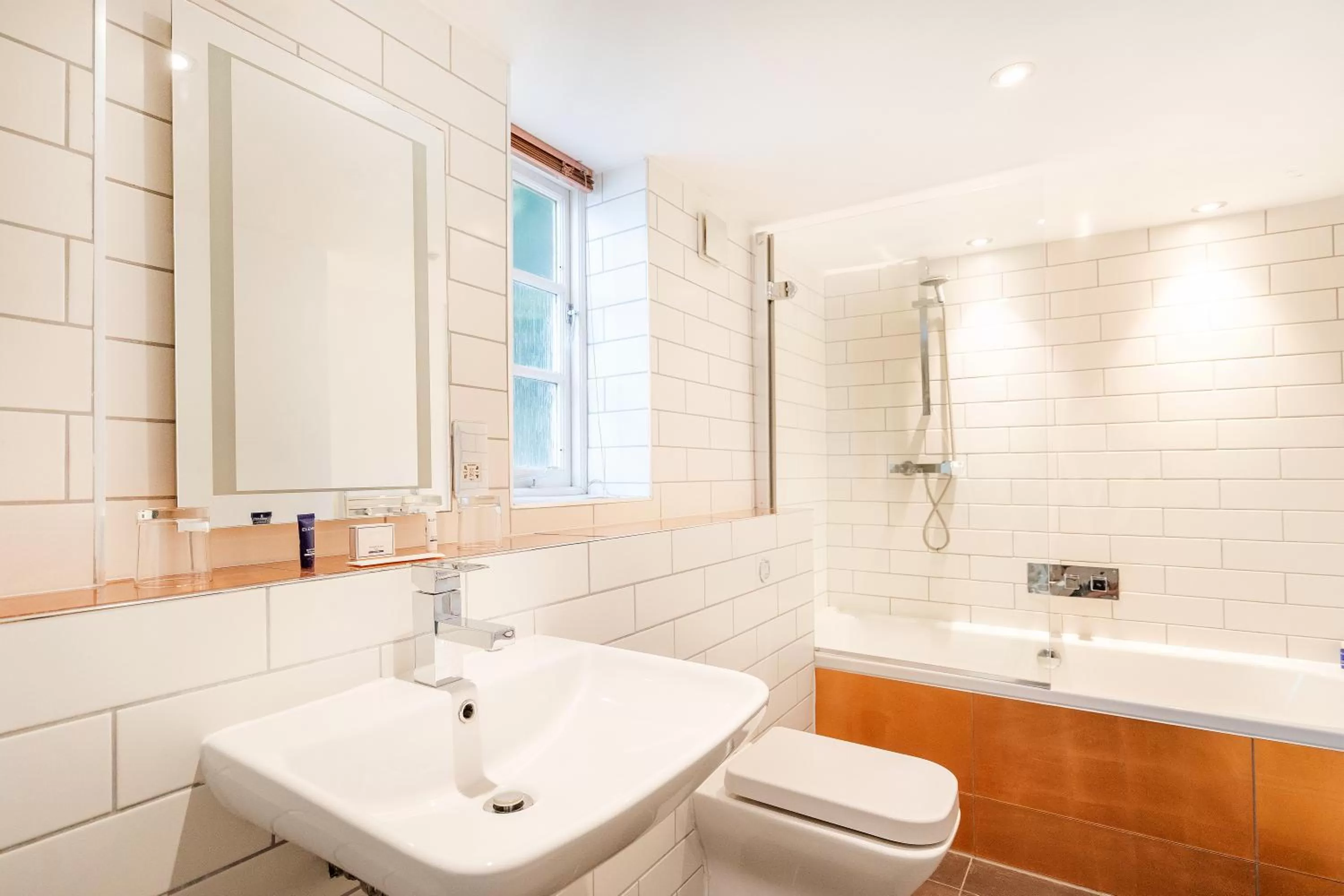 Bathroom in Berkeley Suites