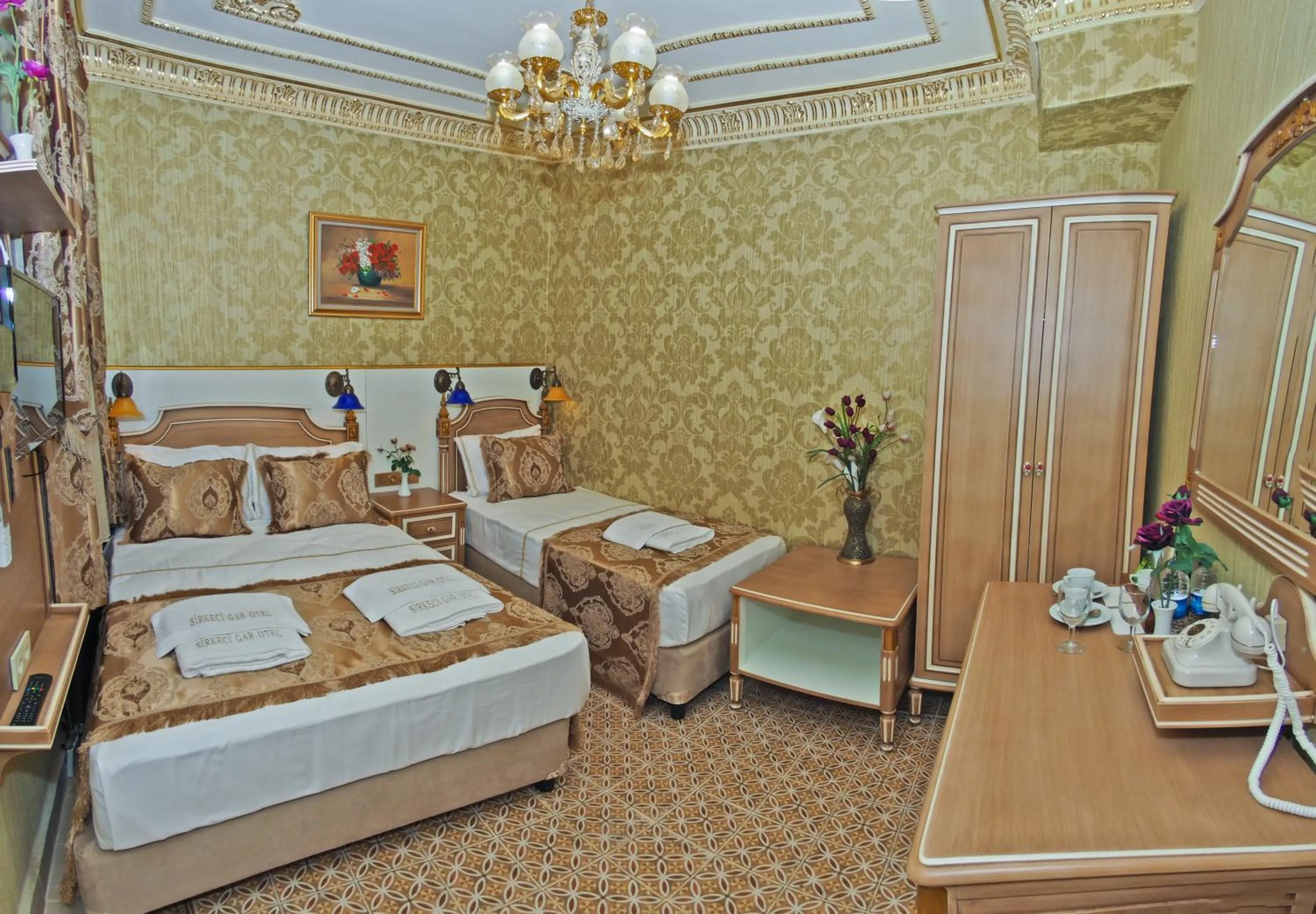Bedroom, Bed in Glamour Classic Hotel Istanbul Sirkeci