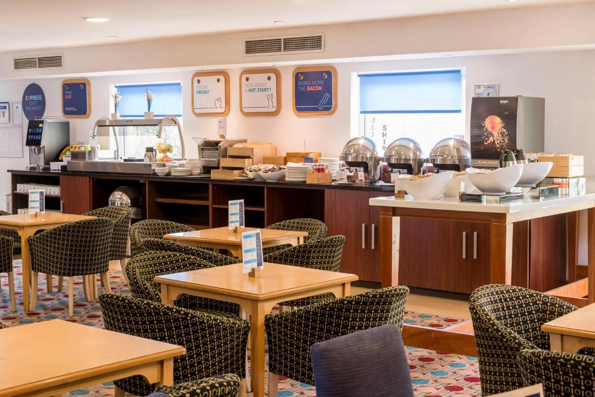Restaurant/places to eat in Holiday Inn Express Birmingham Star City by IHG
