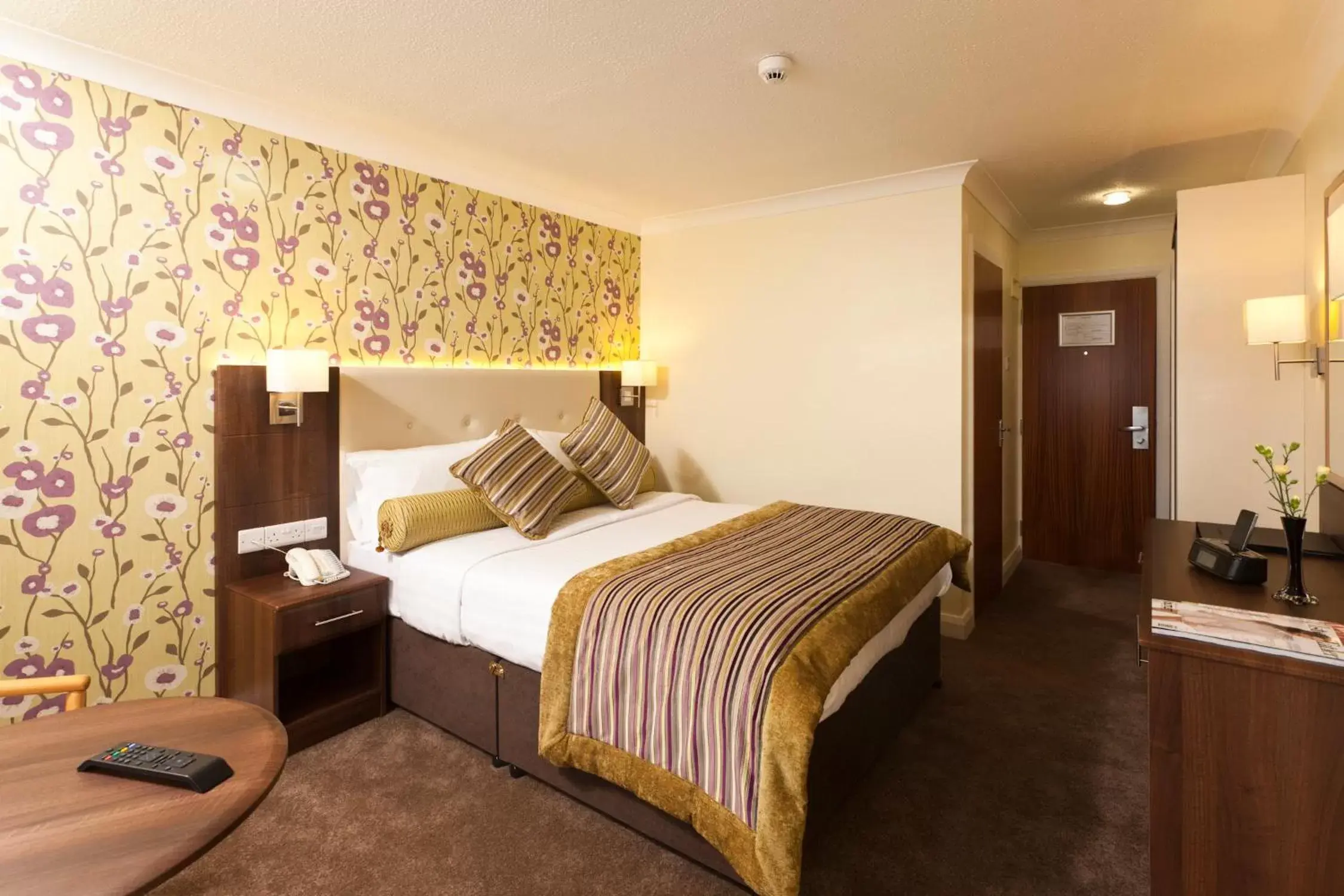 Double Room in Best Western Plus White Horse Hotel Double Room in Best Western Plus White Horse Hotel