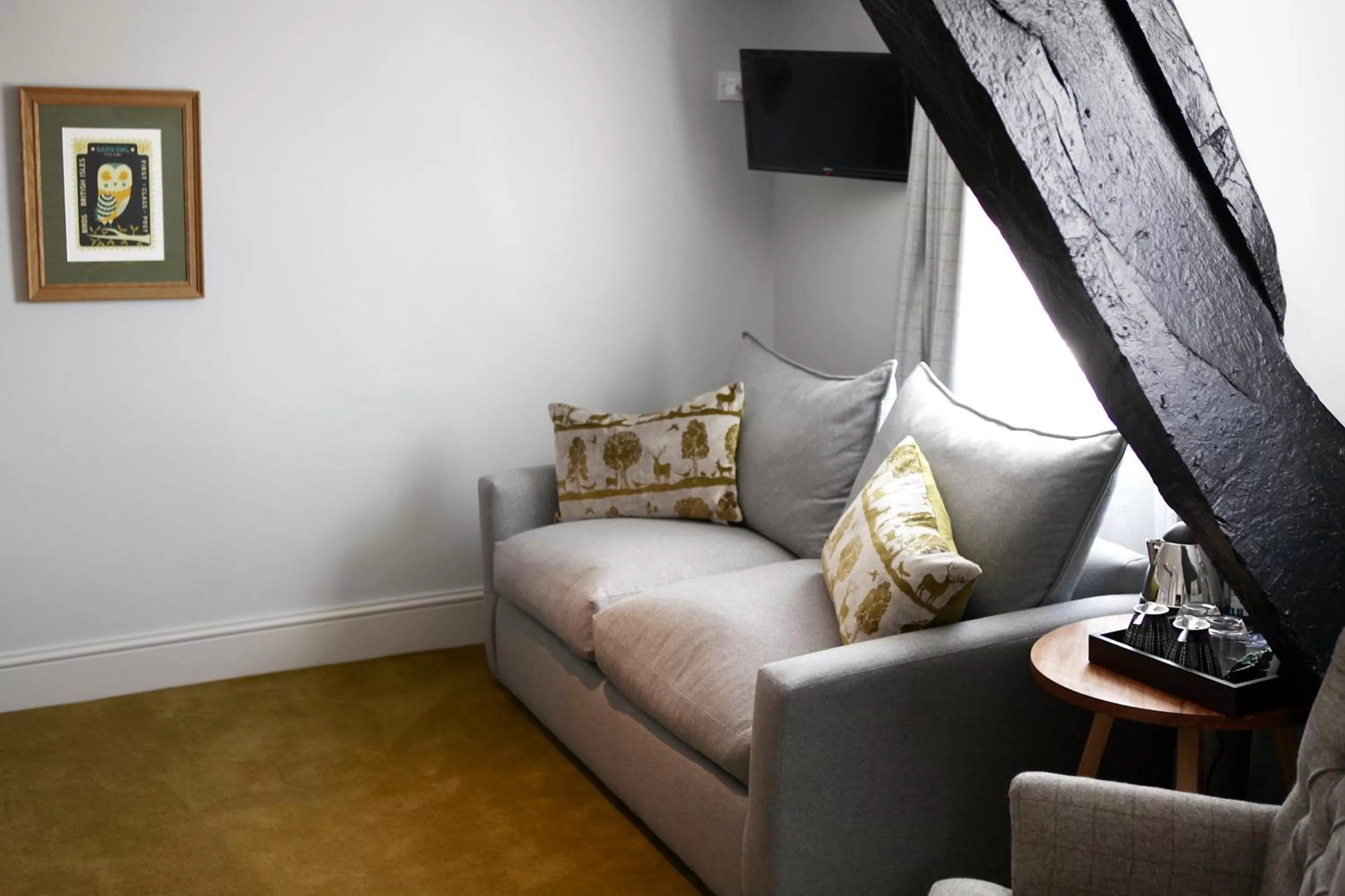 Photo of the whole room in The Rose and Crown