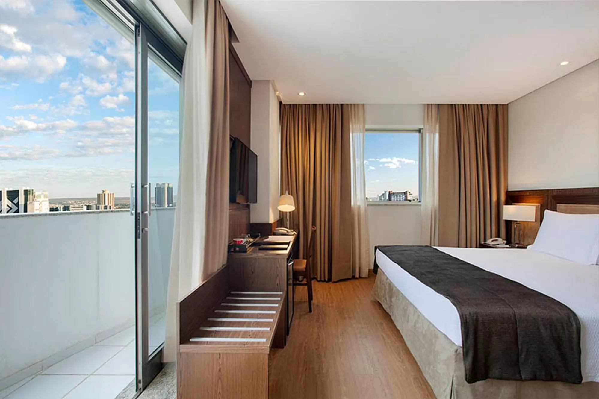 Bedroom, Bed in Windsor Brasilia Hotel