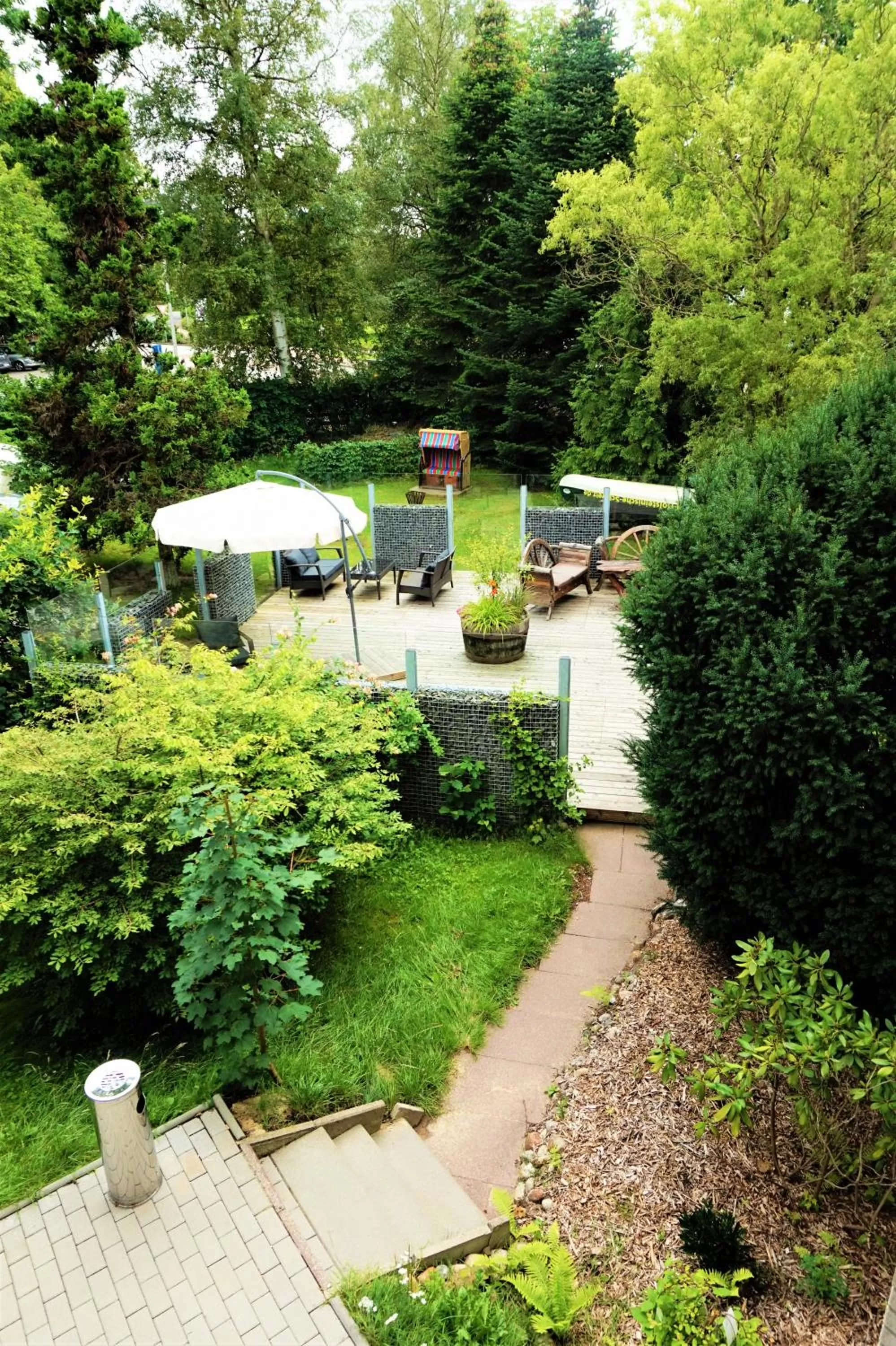 Garden in Hotel Holsteinische Schweiz am Dieksee