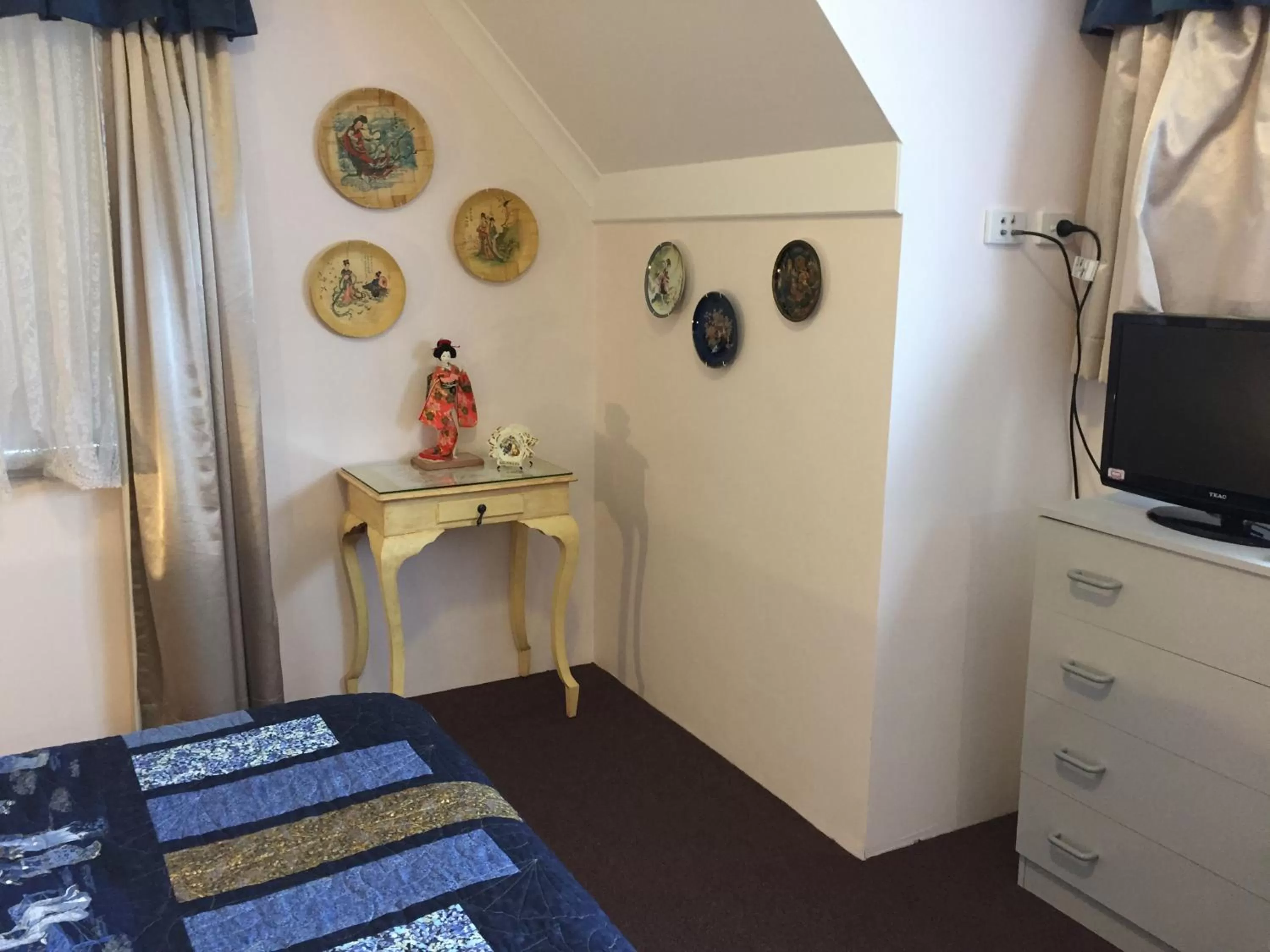 Shower, Room Photo in Aarn House B&B Airport Accommodation