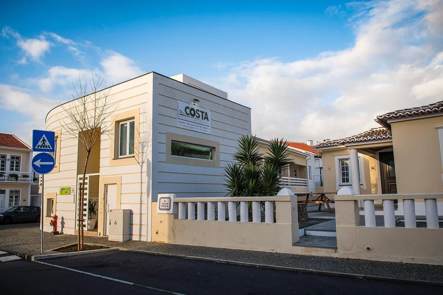 Property Building in Costa & Isaias Apartamentos