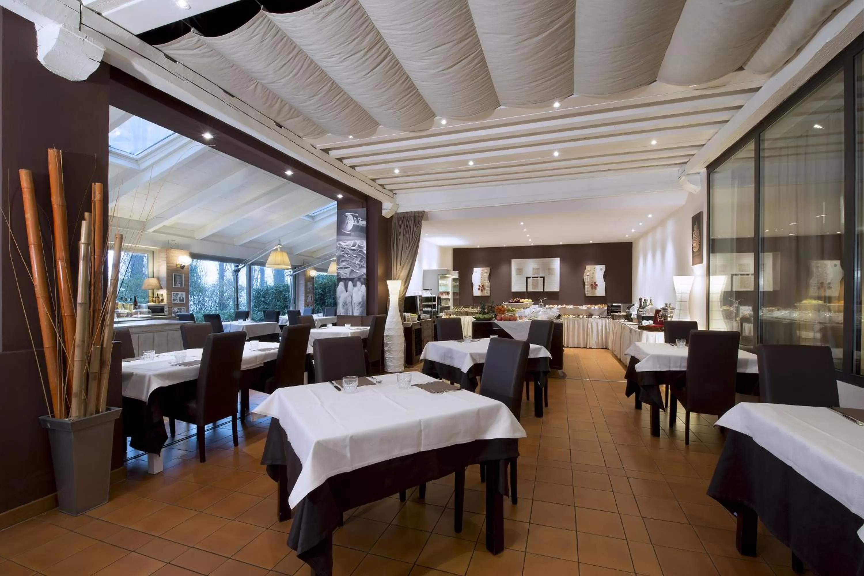 Restaurant/places to eat in Hotel Villa Ducale