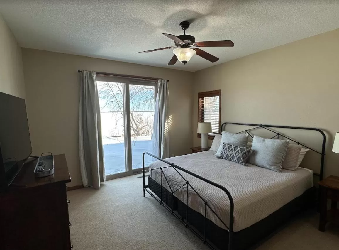 Bed in Quarterdeck Resort