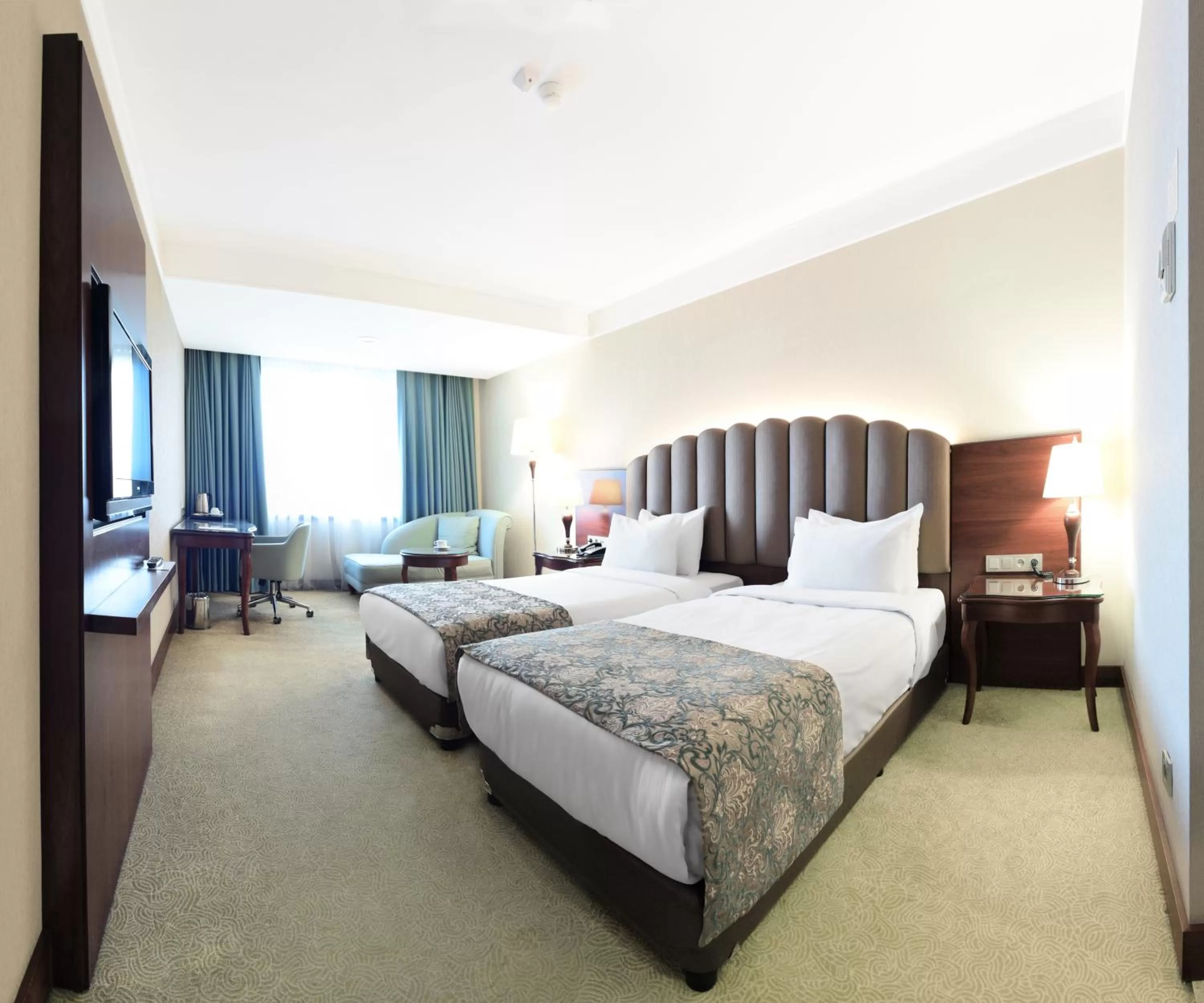 Bedroom in Ramada Plaza Altin Kayisi Hotel