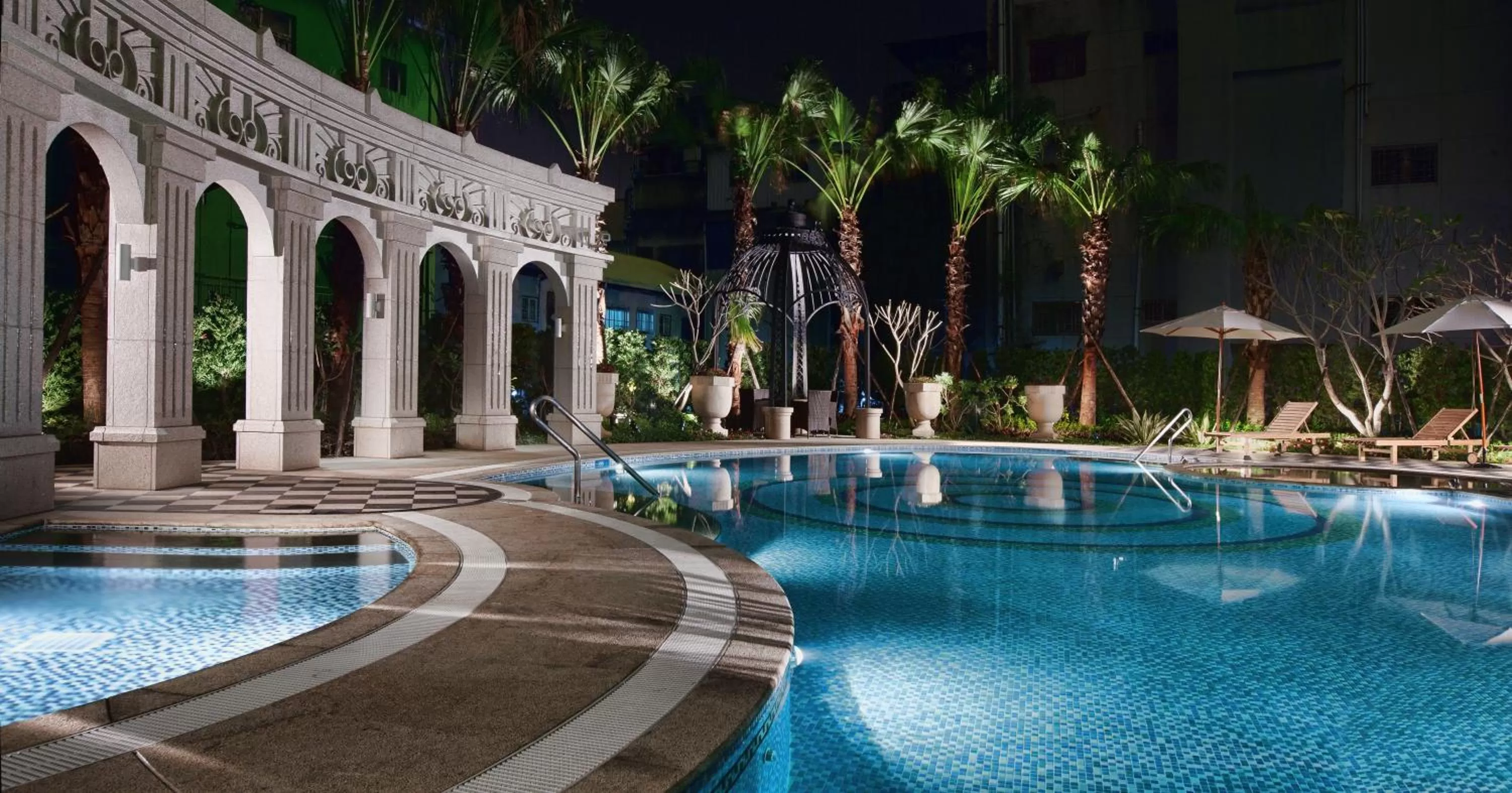 Night in Fullon Hotel Kaohsiung