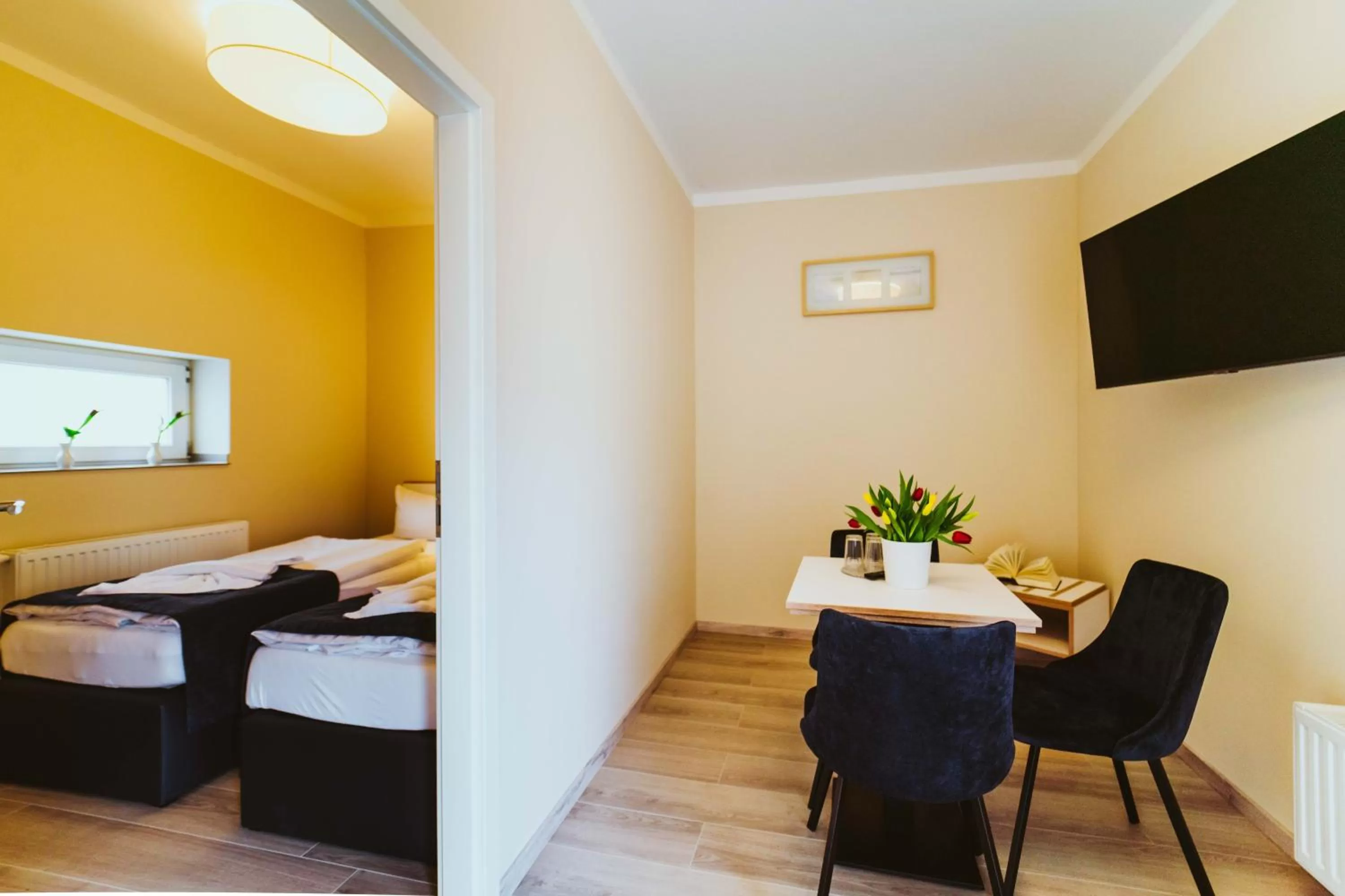 Photo of the whole room, Bed in Aparthotel Stralsund Studios und Apartments