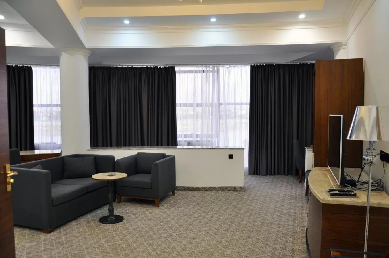 Parliament Palace Hotel